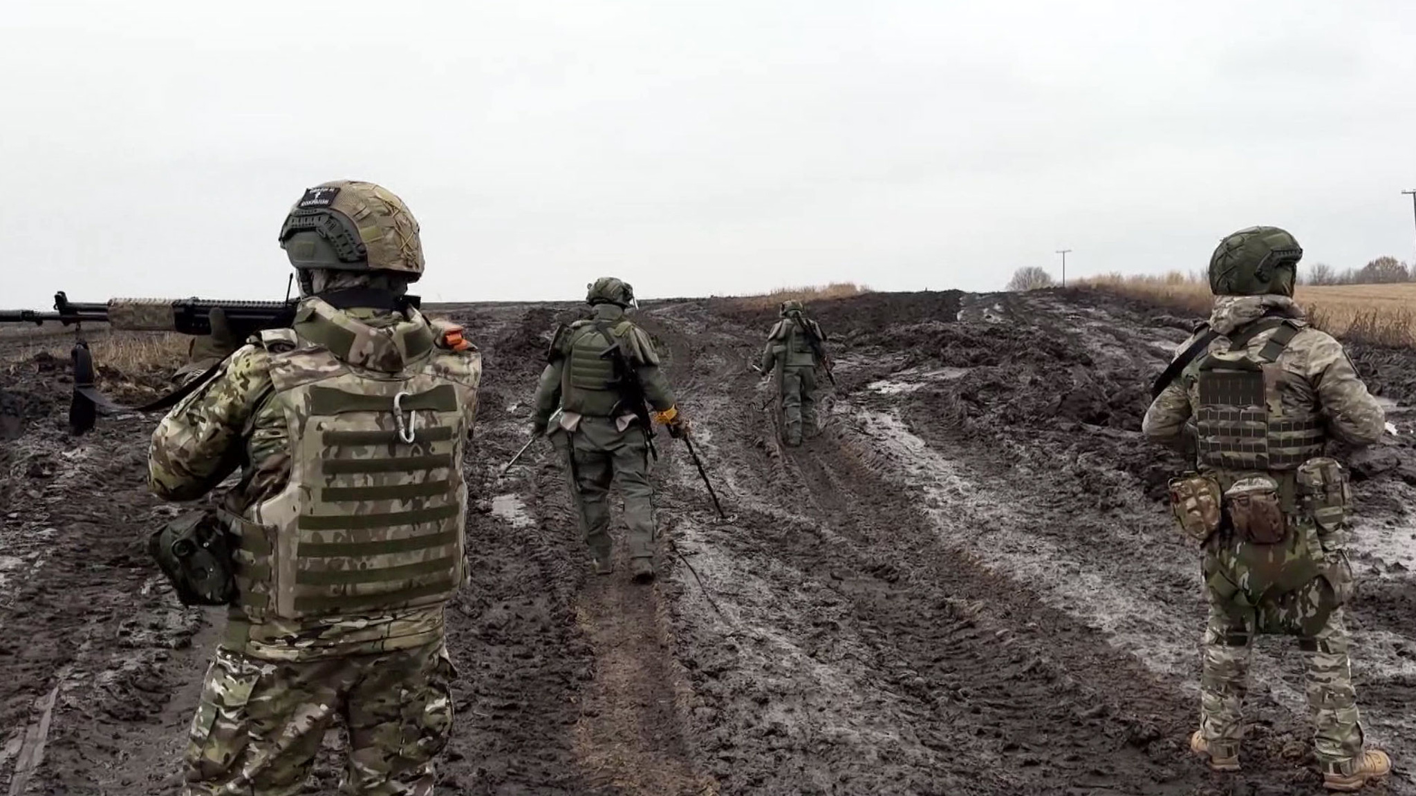 Украинских боевиков методично выбивают из Курской области