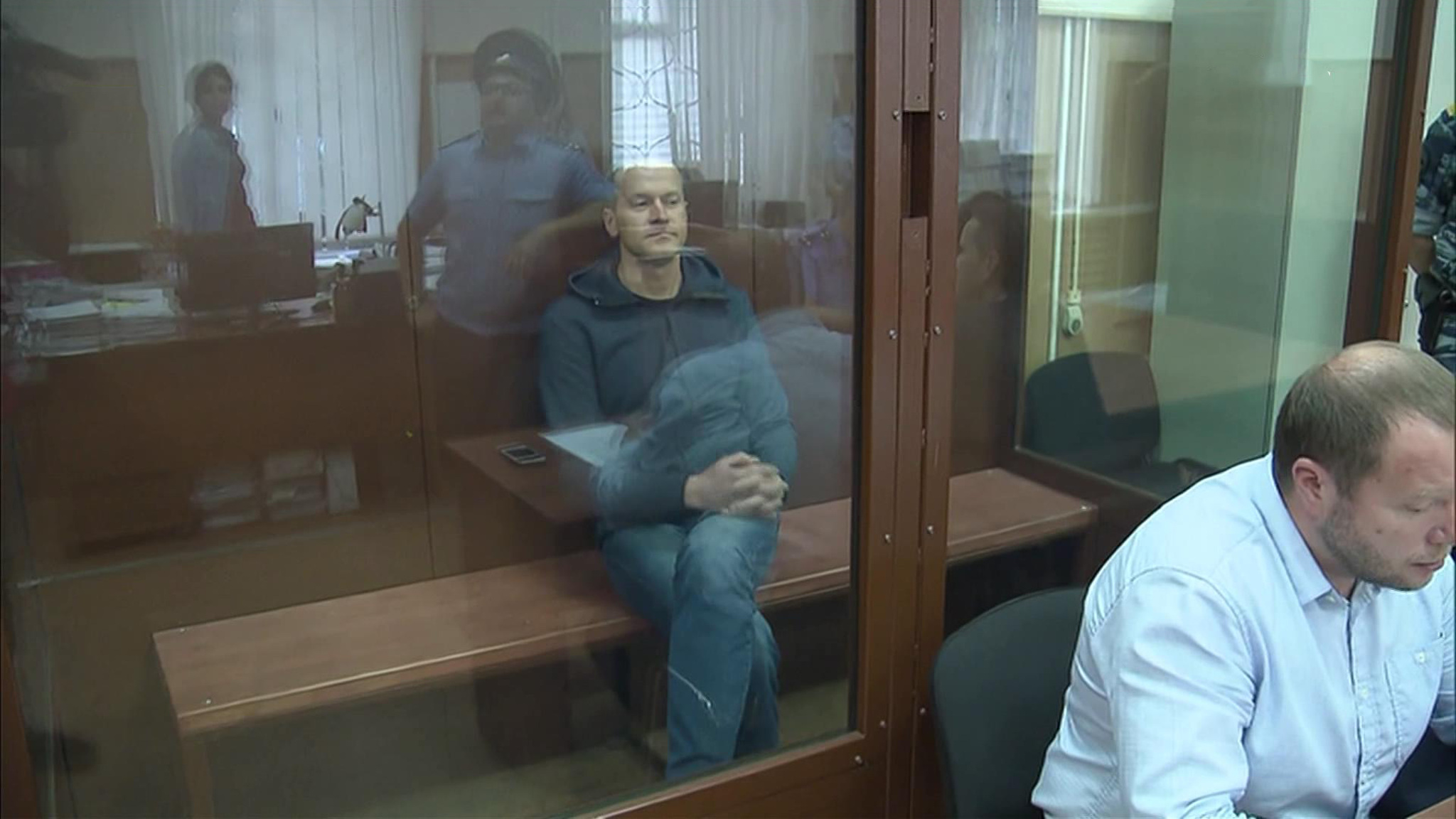 Бывший замглавы МЧС Гурович вышел из колонии по УДО