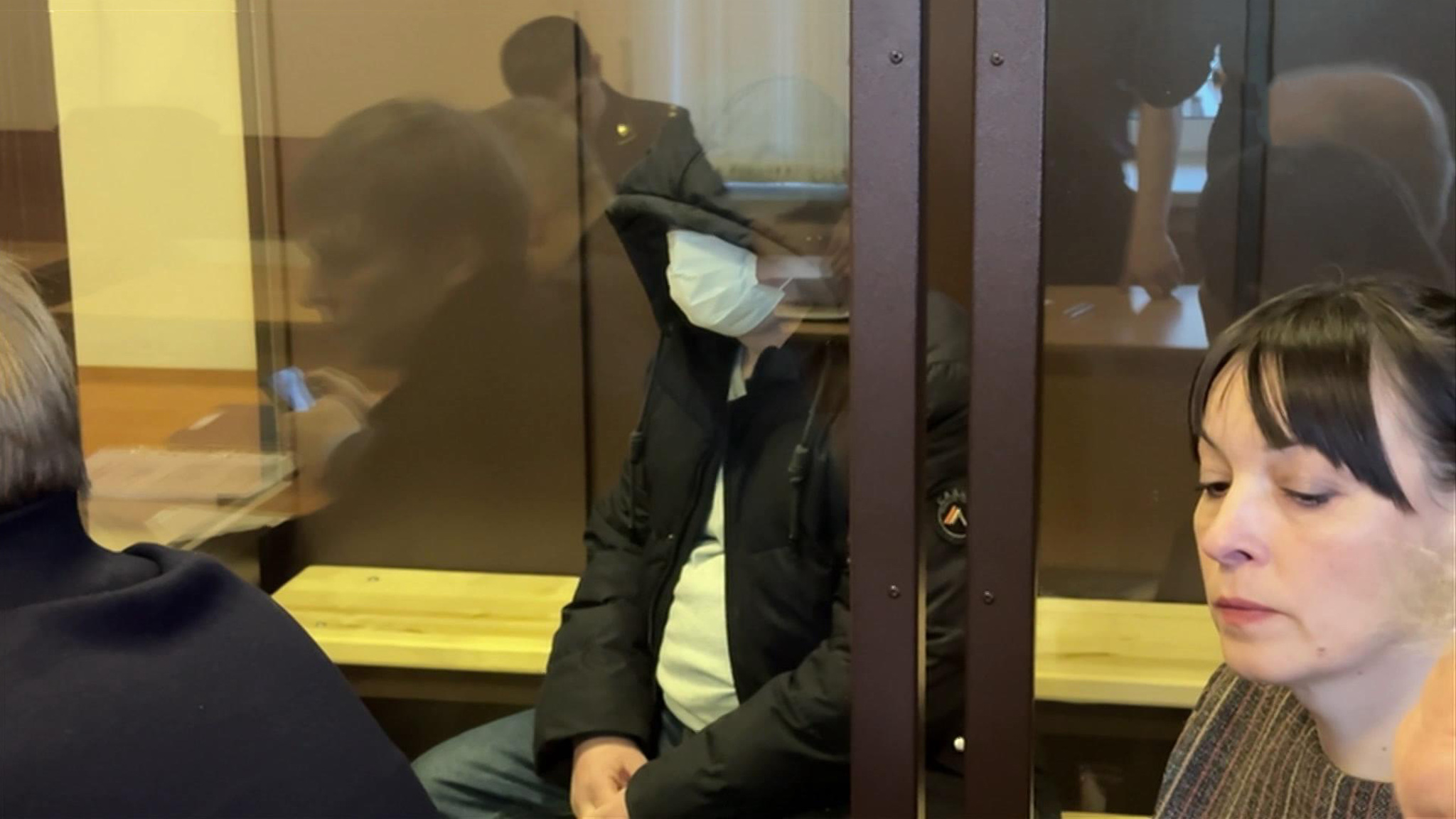 Замначальника управления ФСИН требовал от подчиненных делиться премиями