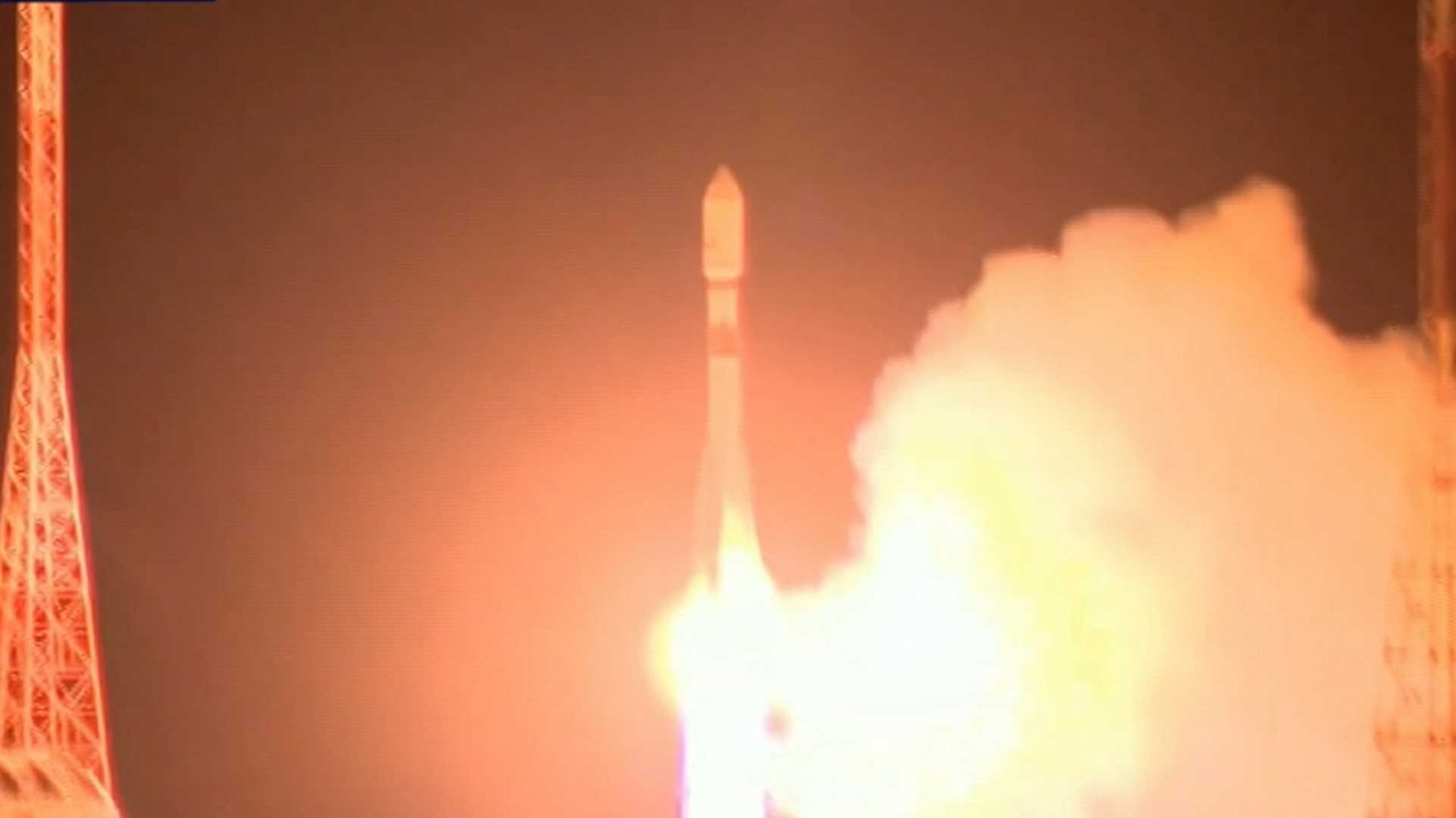 Ракета "Союз" со спутником "Кондор-ФКА" стартовала с космодрома Восточный