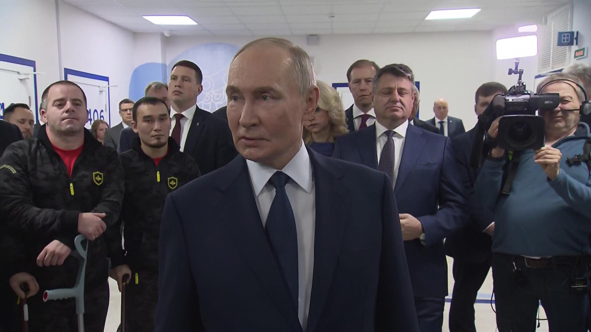 У Путина состоялся очень личный разговор с ранеными бойцами