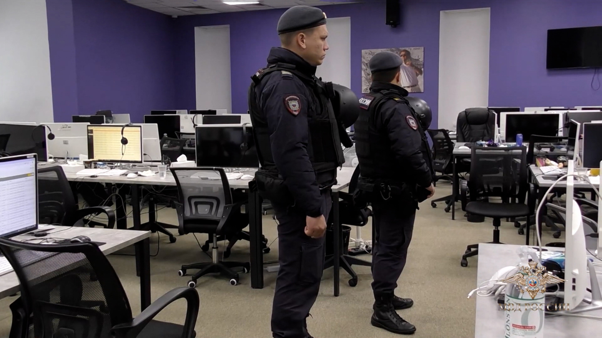 Операторы разгромленного колл-центра освободятся нескоро