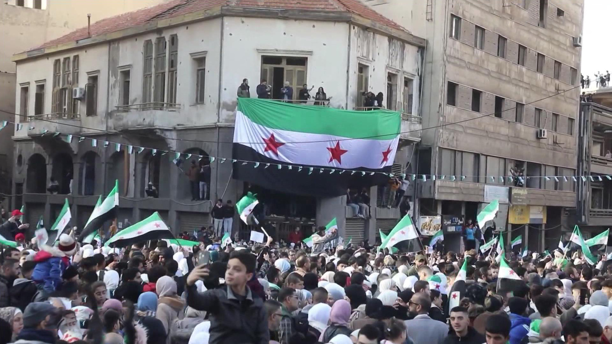 У новой сирийской власти уже начались проблемы со взаимопониманием