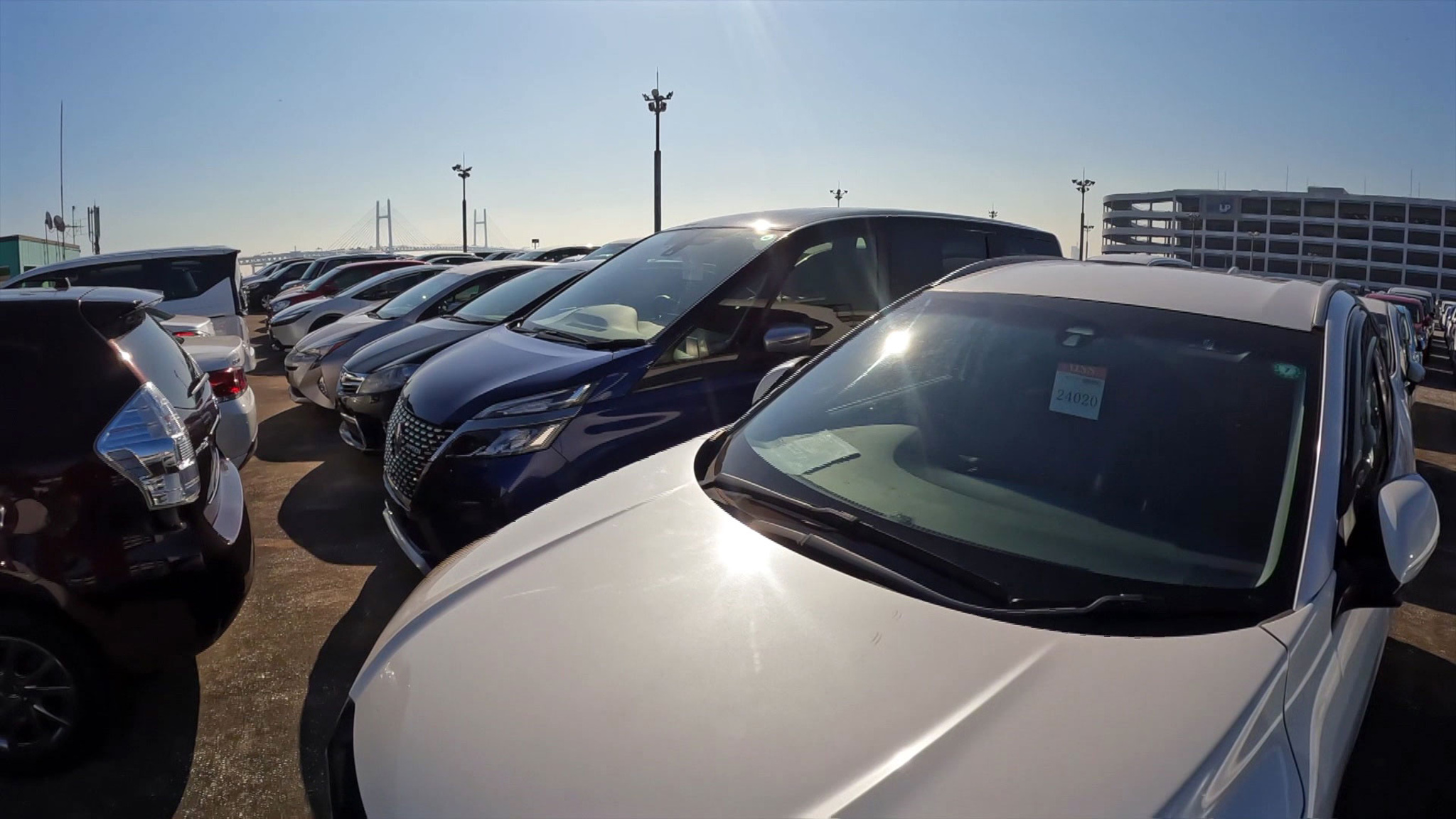 Honda и Nissan решили объединиться в одну компанию