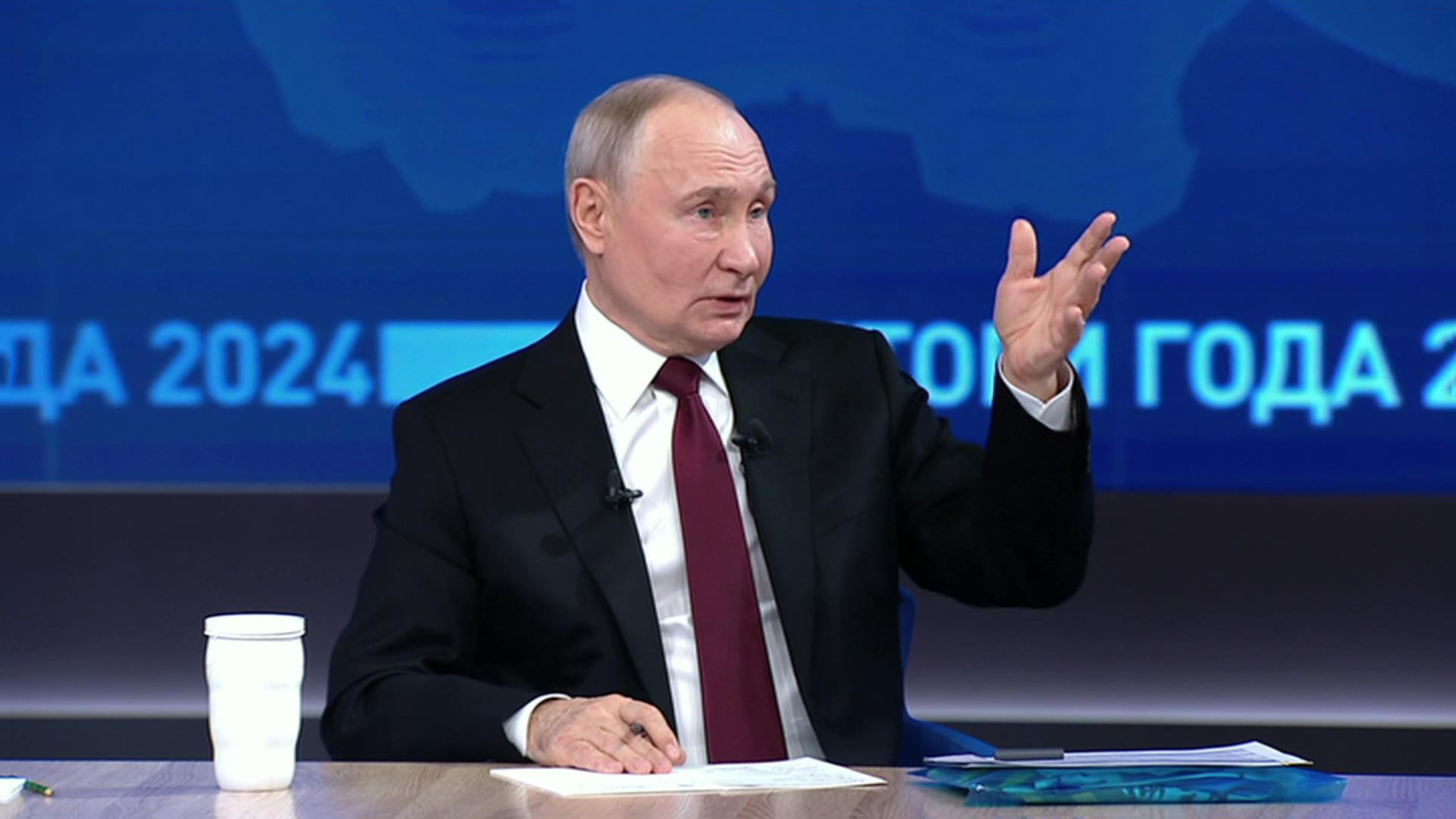 Путин: восстановление документов на новых территориях должно проходить без лишней бюрократии