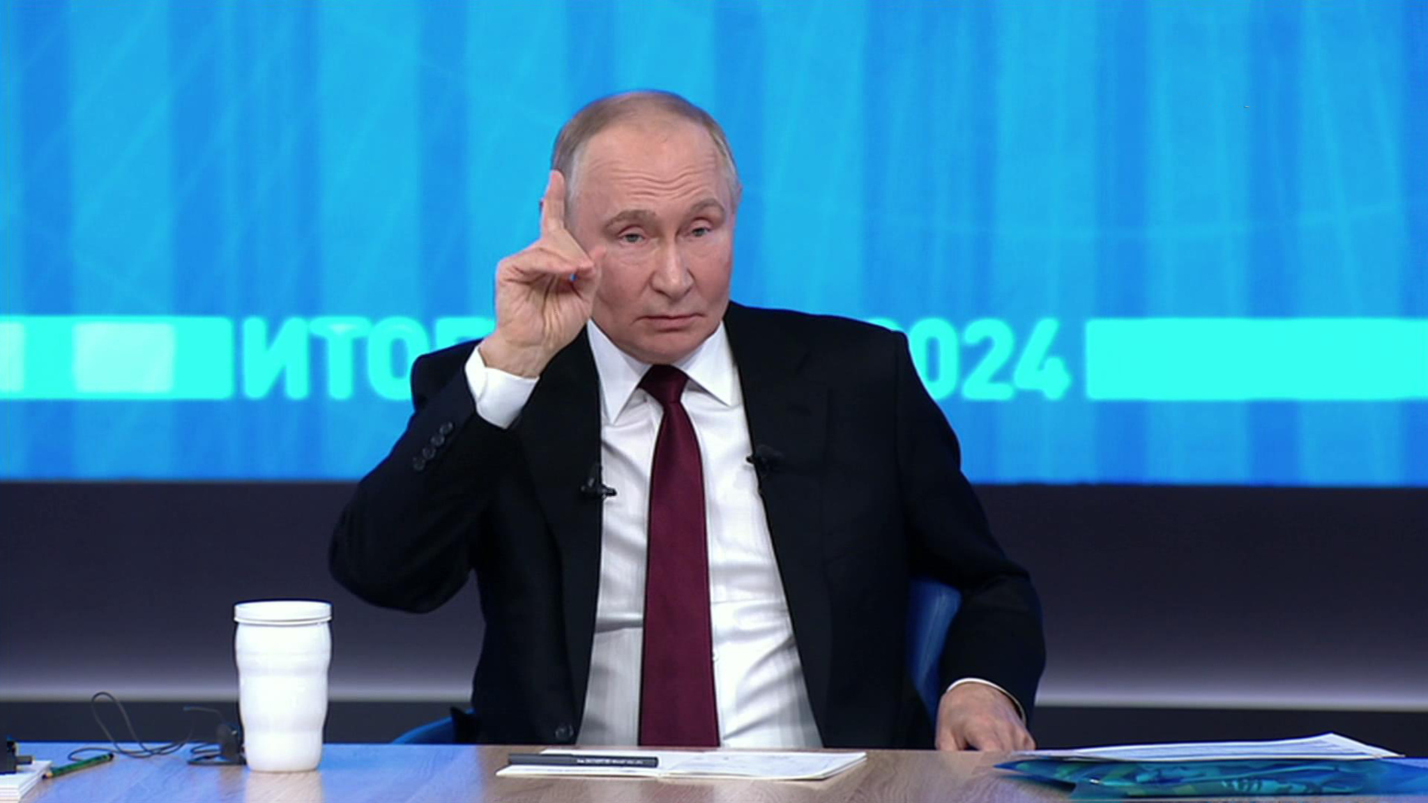 Путин: Запад боится конкуренции в Арктике