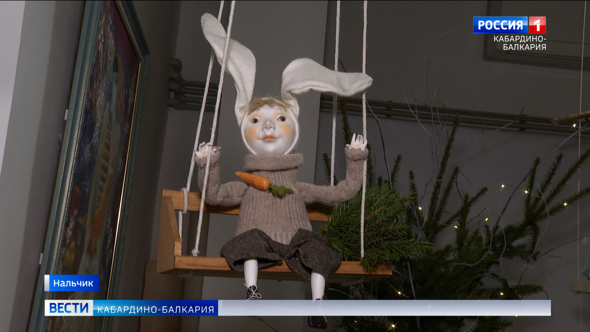 В Нальчике открылась новогодняя выставка известных художников КБР