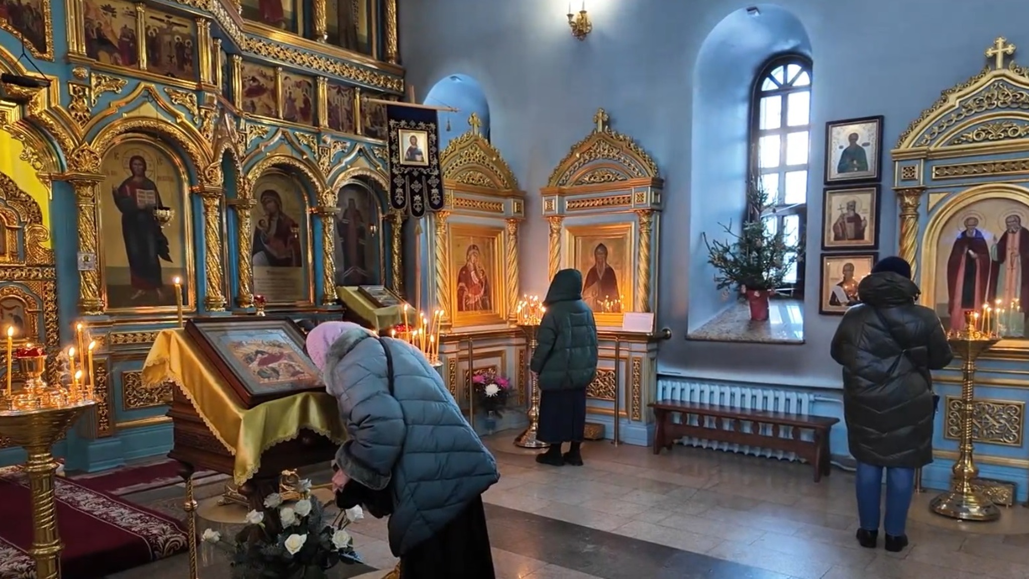 Тюменцы готовятся к празднику Рождеству Христову