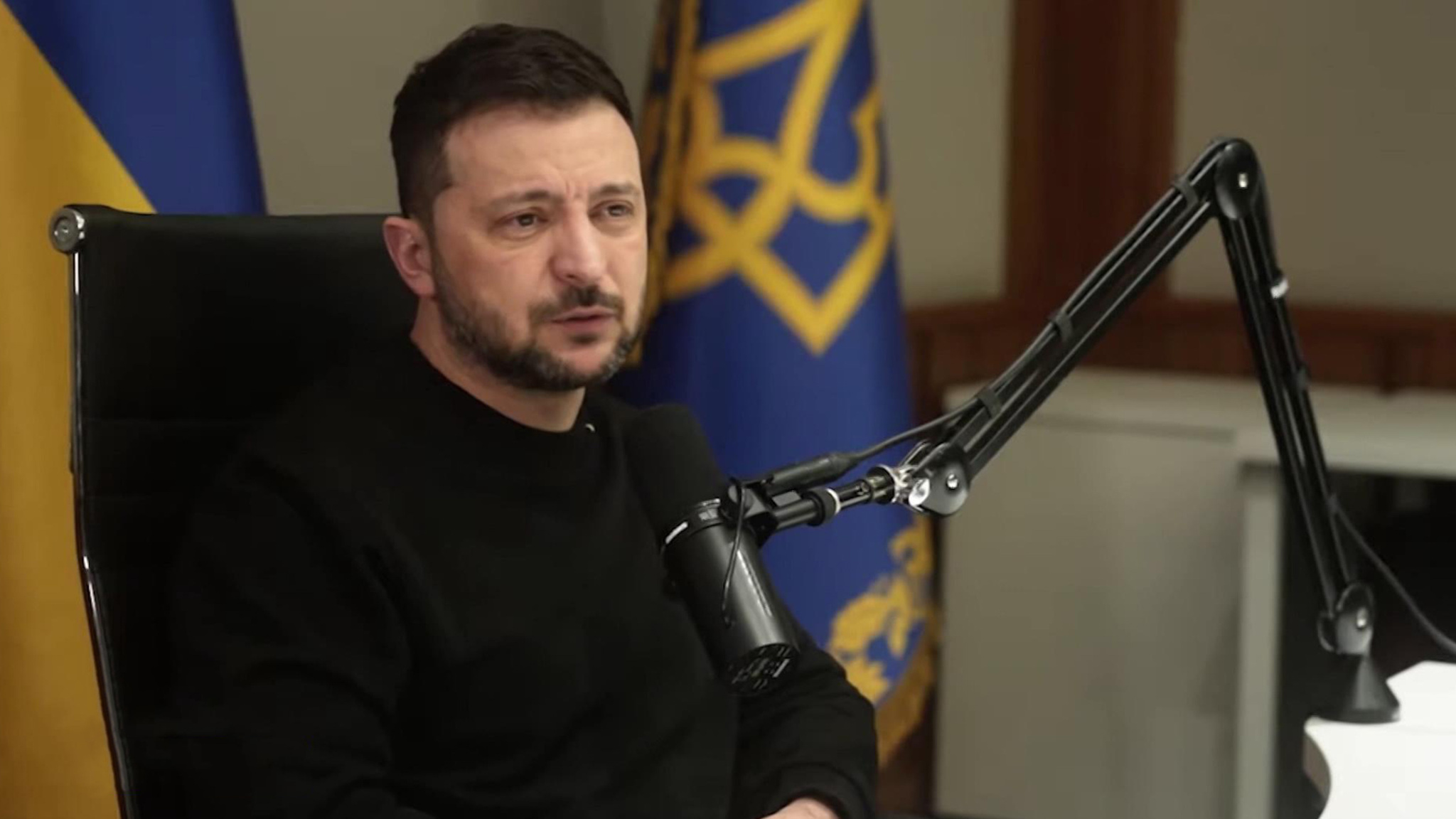 Зеленский пытается поднять свой рейтинг матом – либо у него просто сдали нервы