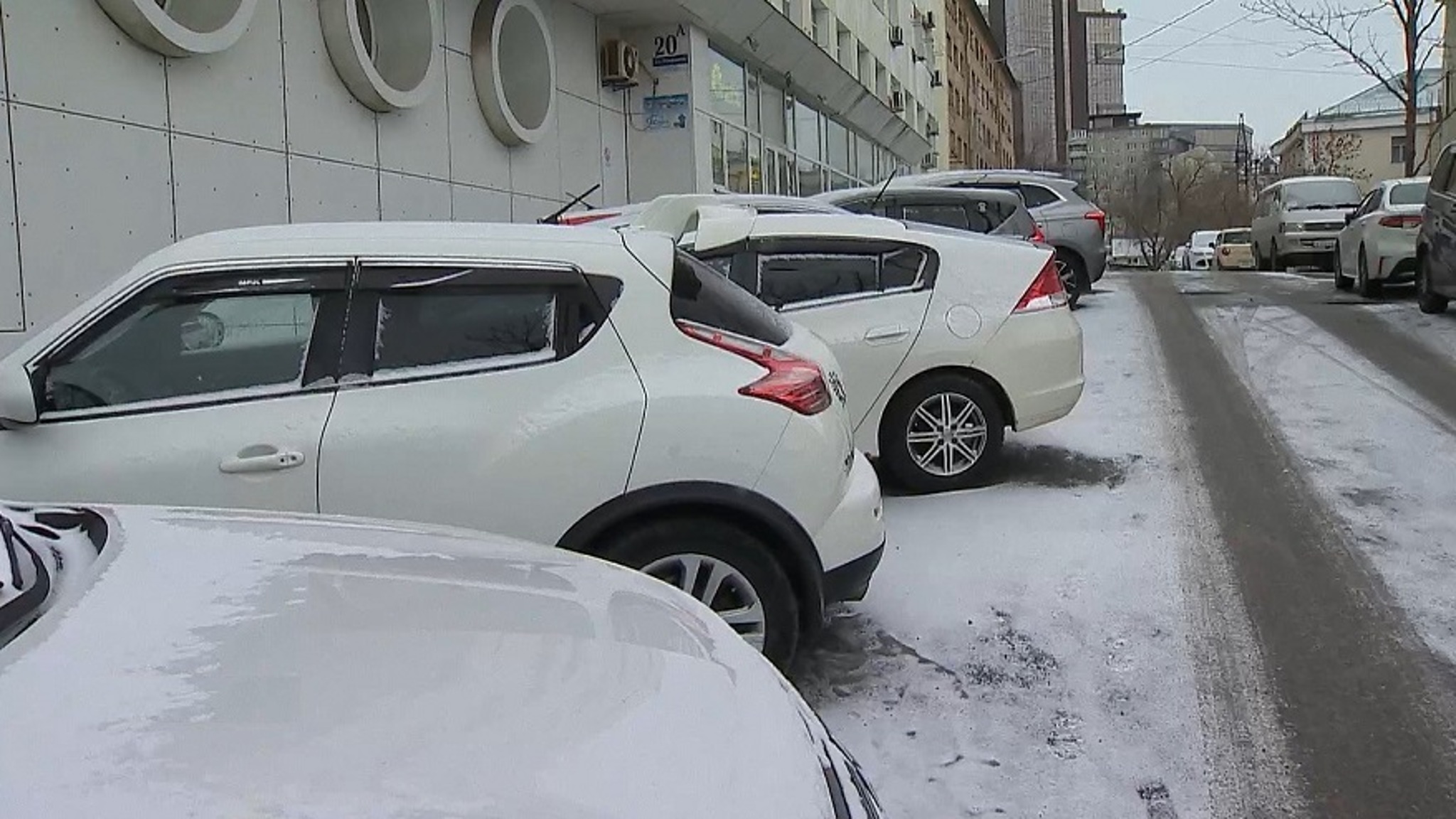 Погода приготовила "сюрприз" автовладельцам во Владивостоке