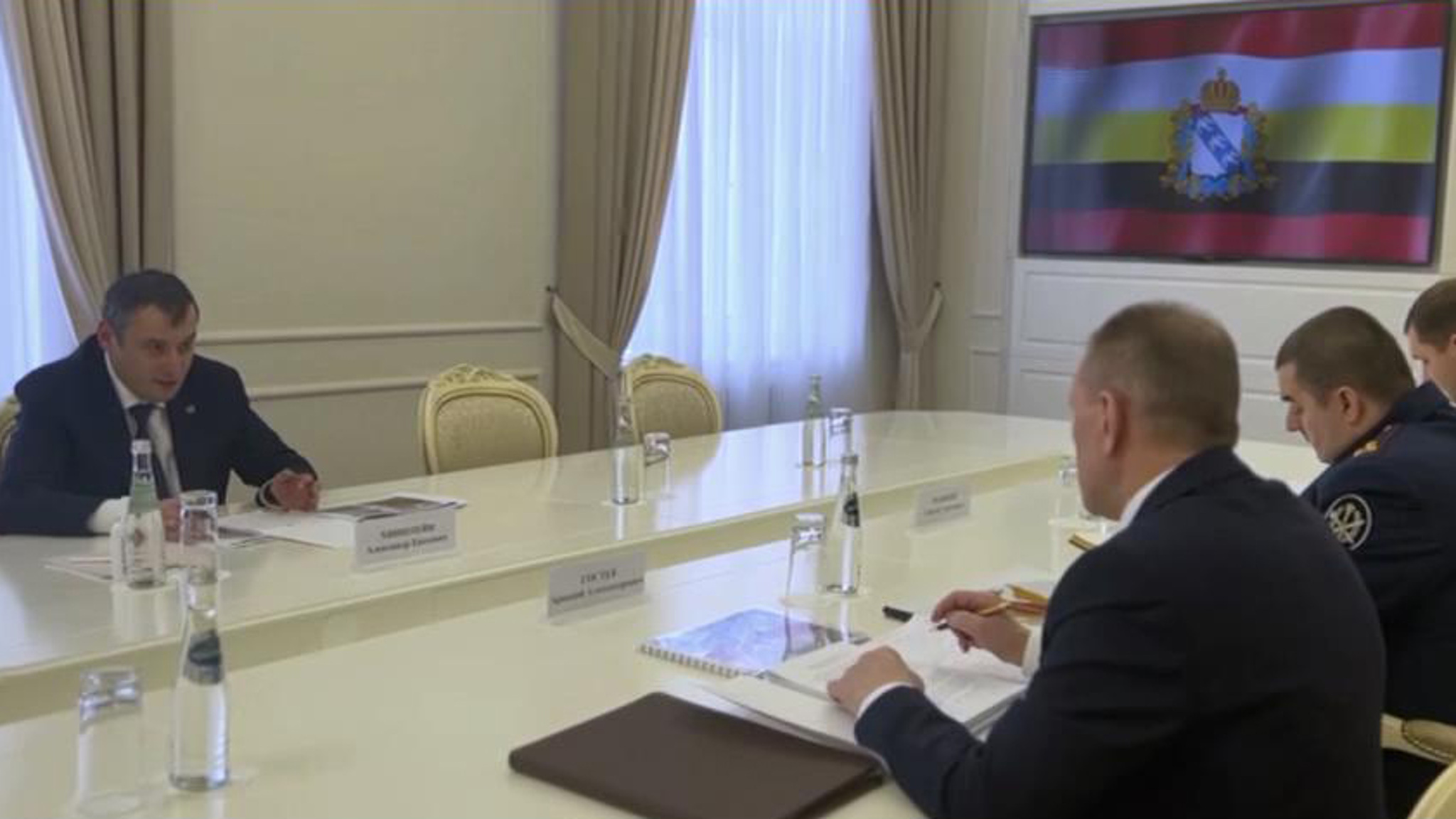 Глава ФСИН Аркадий Гостев провел встречи сразу в двух регионах России
