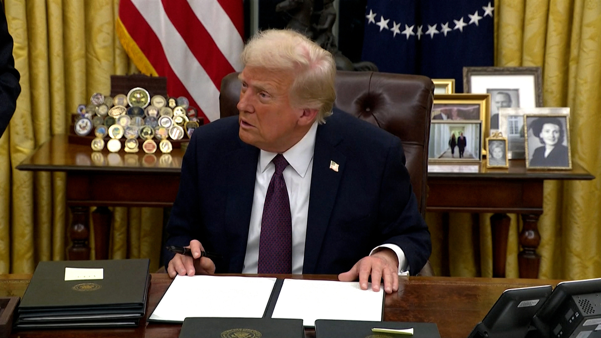 Старт президентства Трампа оказался резким