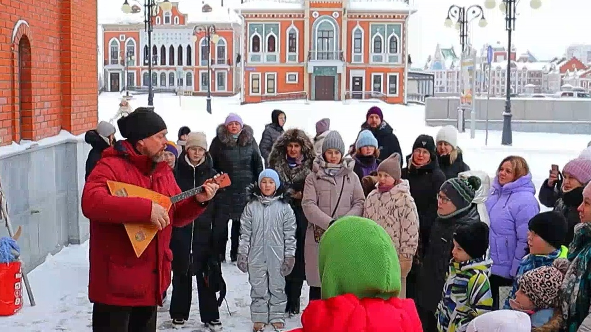 "Рождество на Брюгге" весело и по-семейному провели в Йошкар-Оле