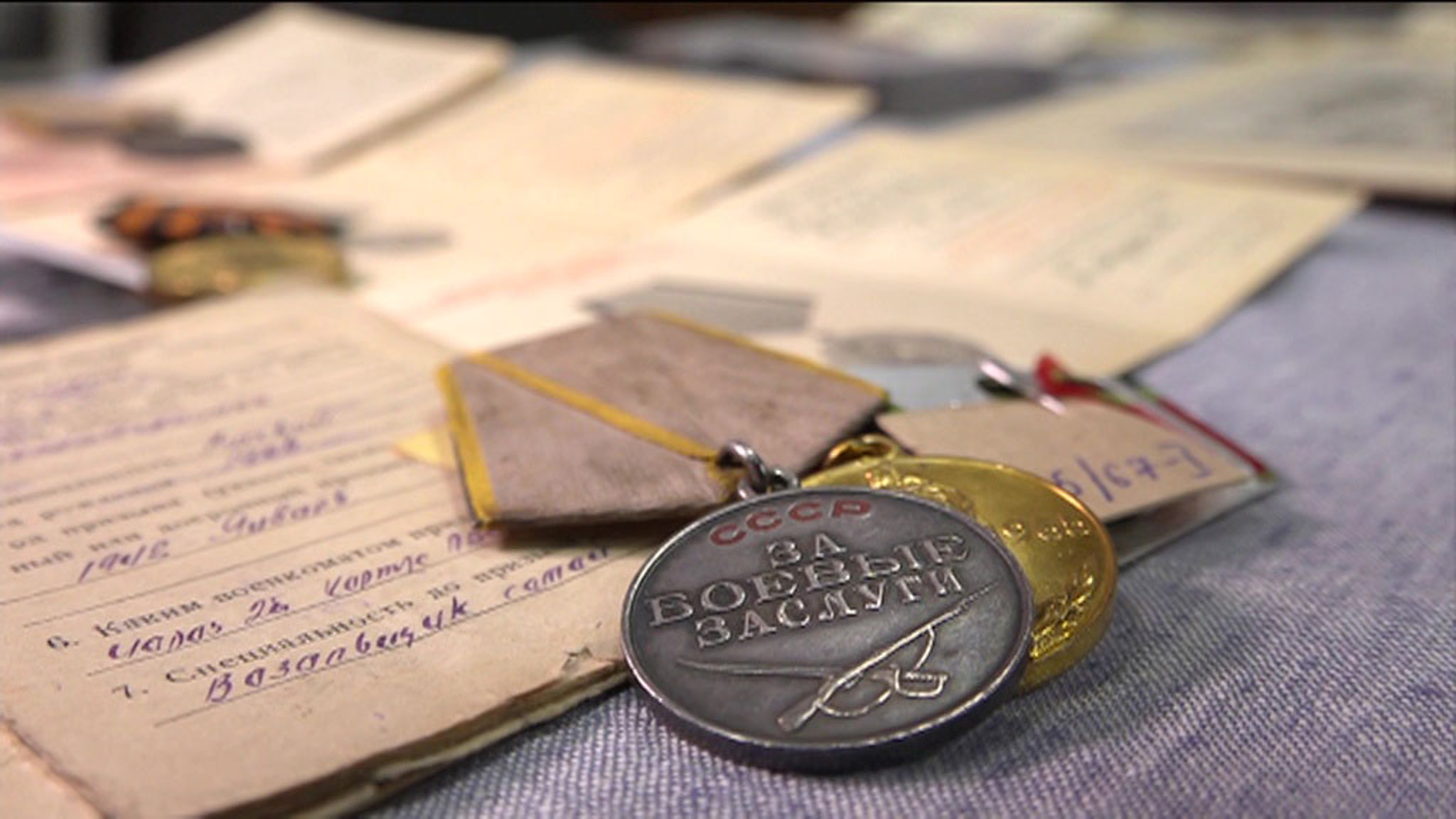 872 дня героизма: в России вспоминают снятие блокады Ленинграда