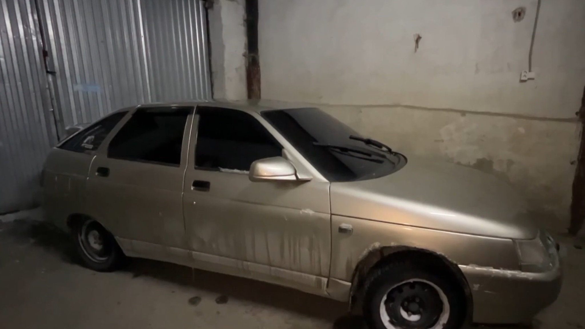 Сотрудники полиции задержали двух угонщиков автомобилей в Тюменской области