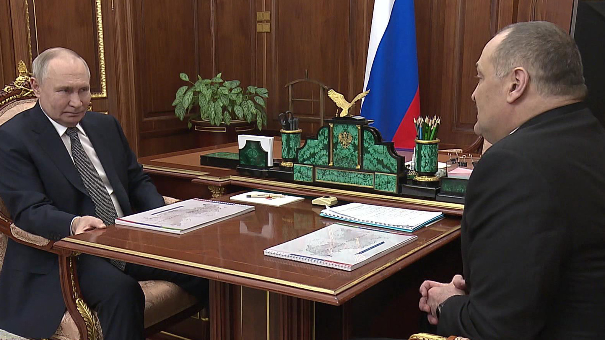 Путин: на проблемы семей бойцов СВО главы регионов должна реагировать лично
