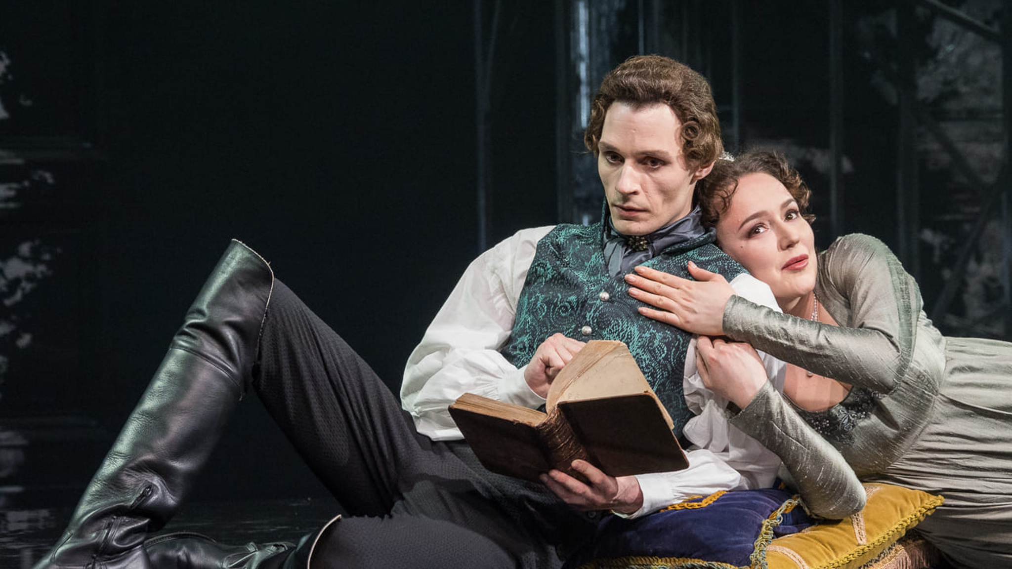 ПРЕМЬЕРА проекта "Театр в кино" – киноверсии спектакля “Павел I”