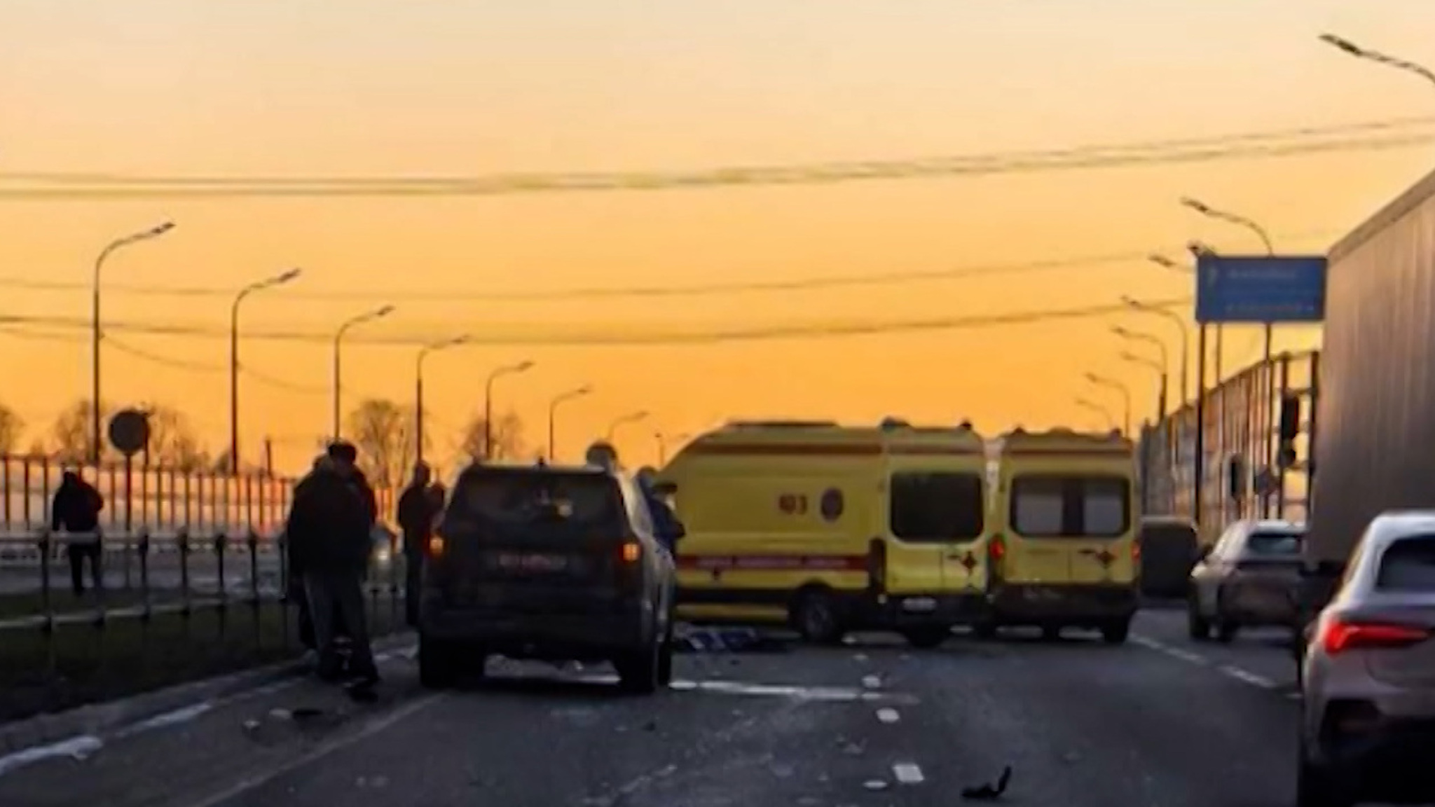 В Новой Москве внедорожник сбил семью из трех человек