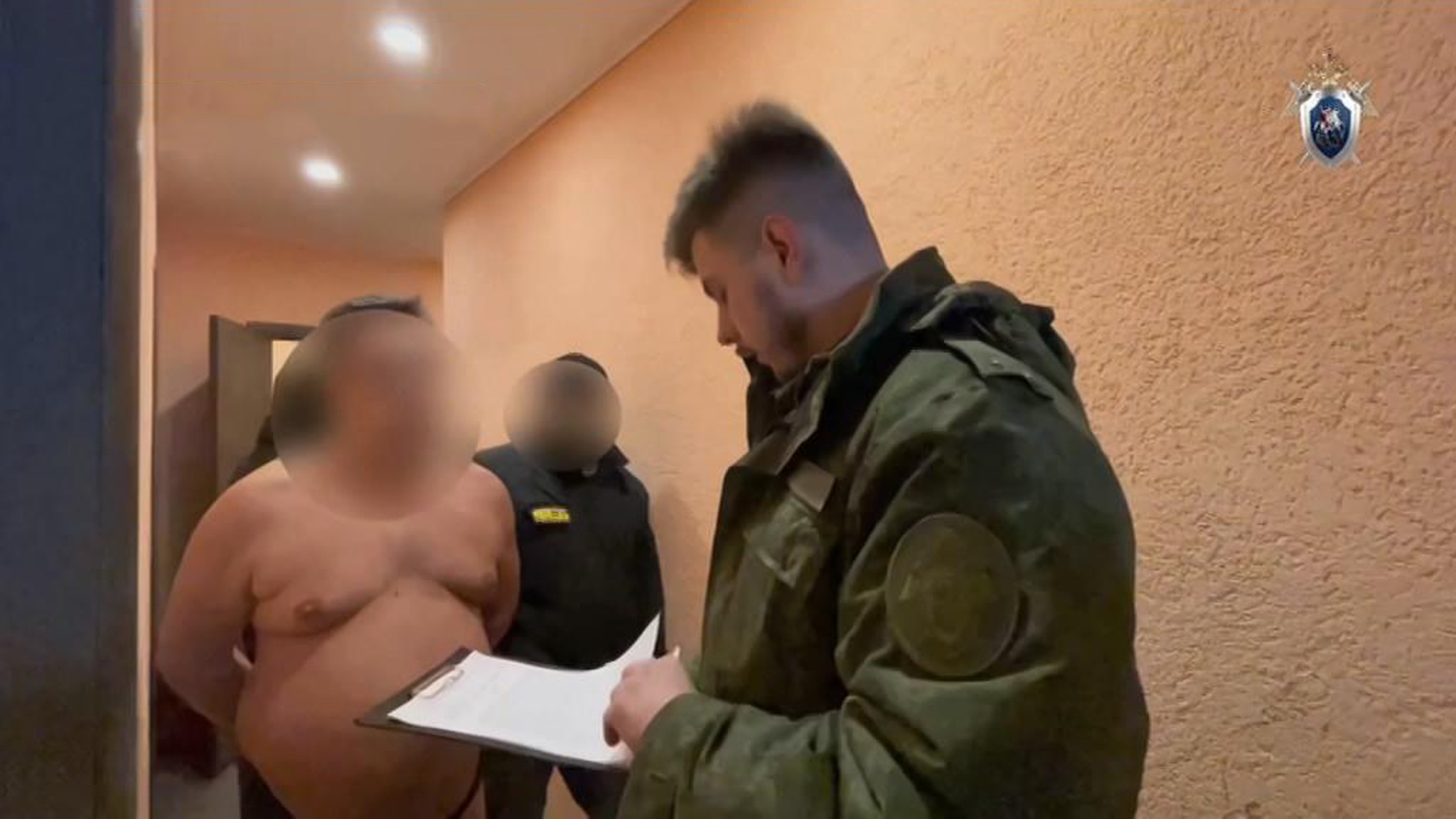 Племянник знаменитого хоккеиста брал взятки клюшками