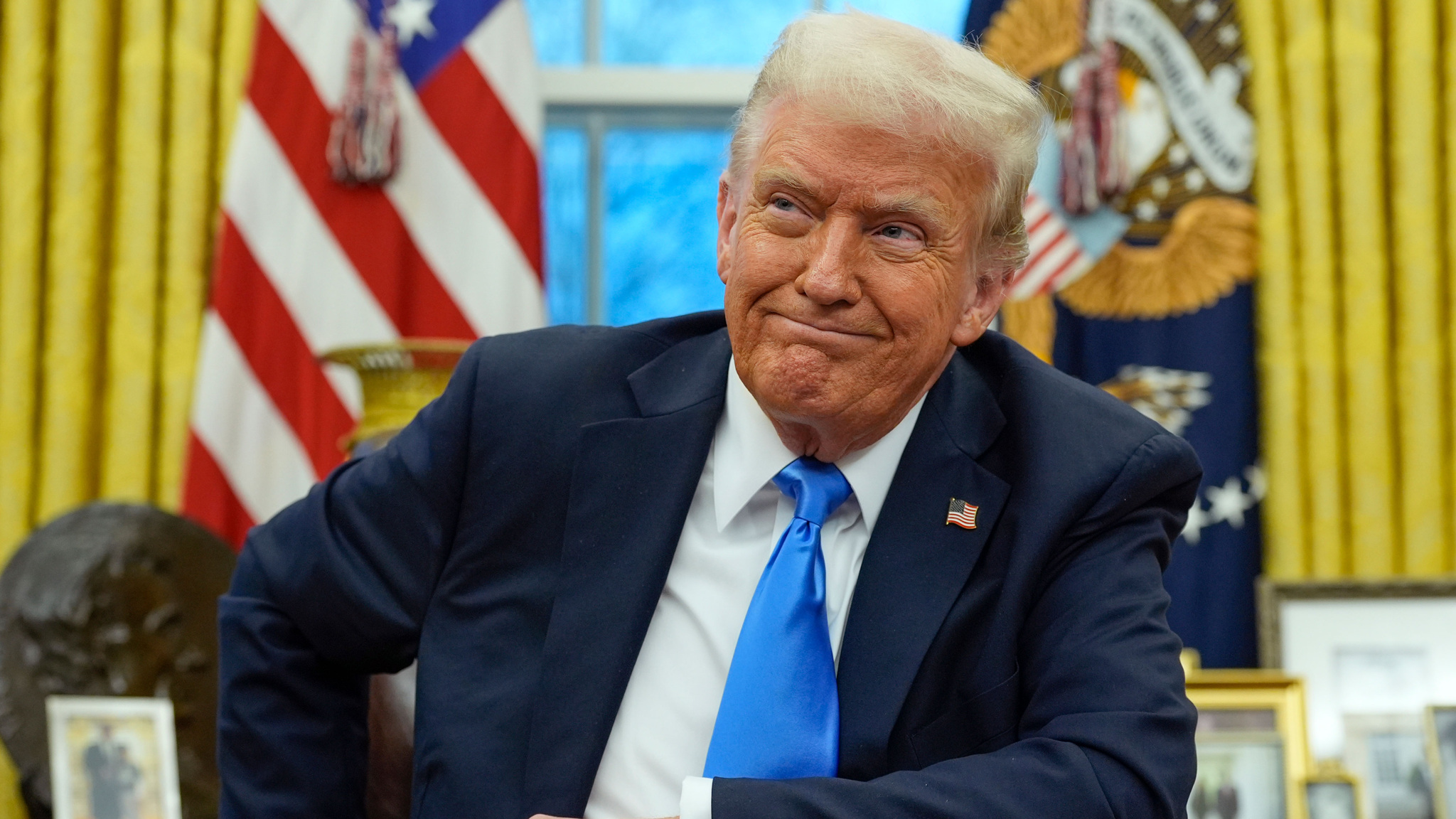 ЕС пообещал ответить на введенные Трампом пошлины