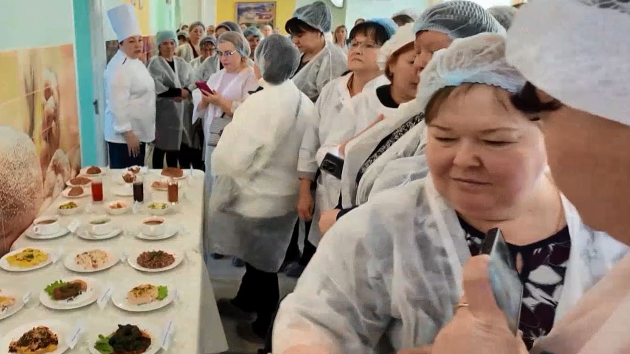 В йошкар-олинском лицее Бауманском поделились опытом организации питания школьников