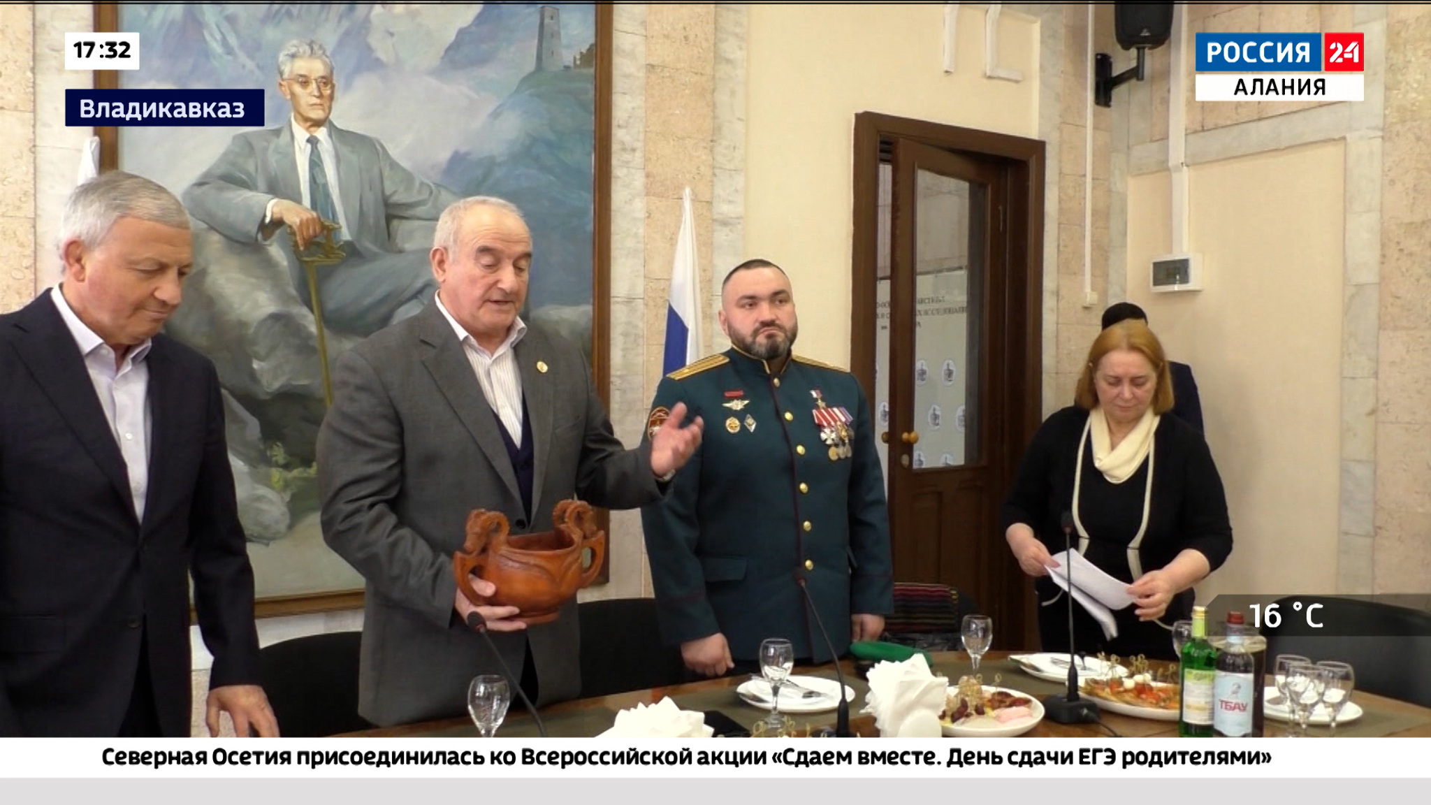 Совет женщин Северной Осетии провел торжественное собрание в честь Дня защитника Отечества и Международного женского дня