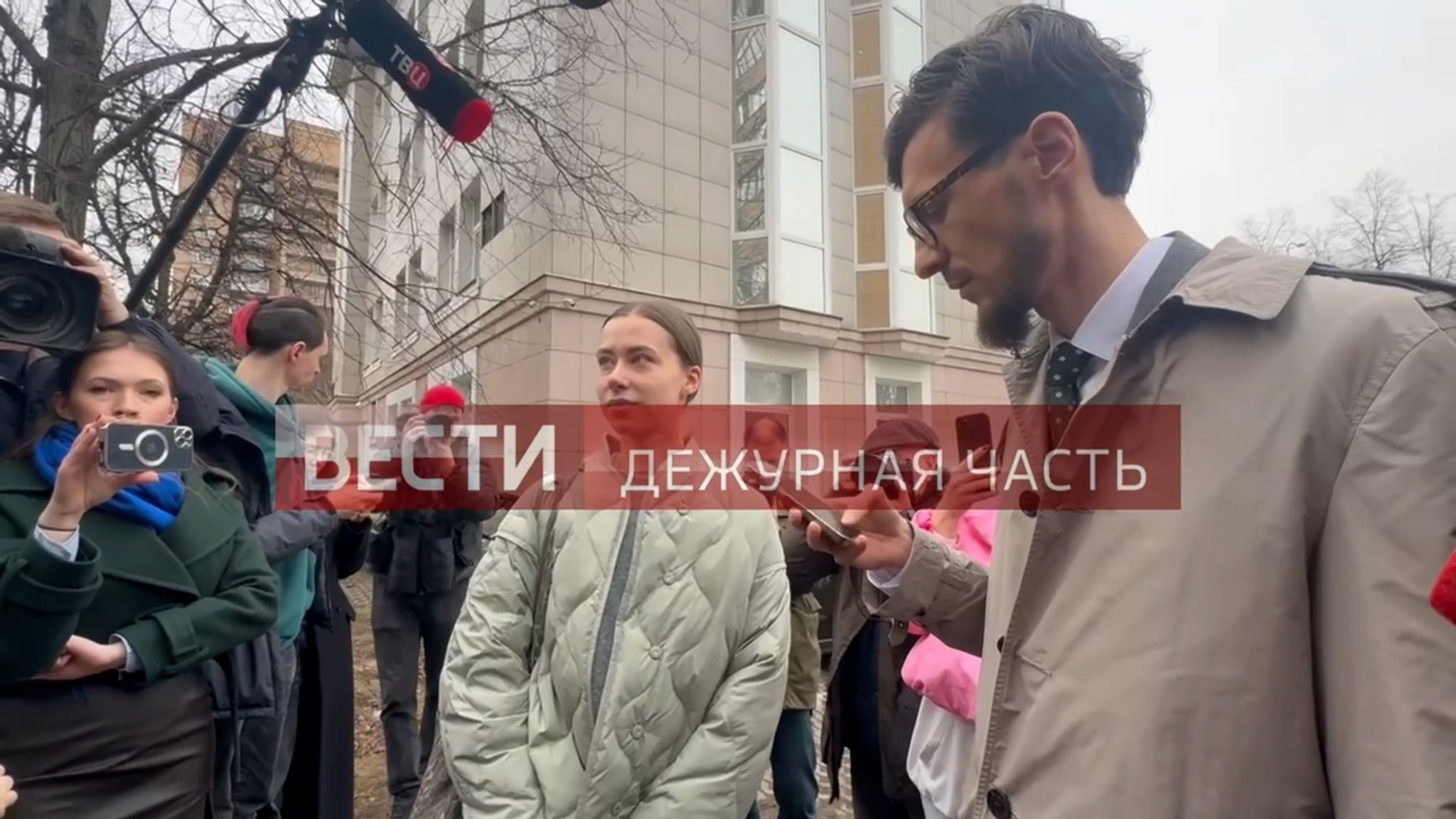Блогера Митрошину отправили под домашний арест