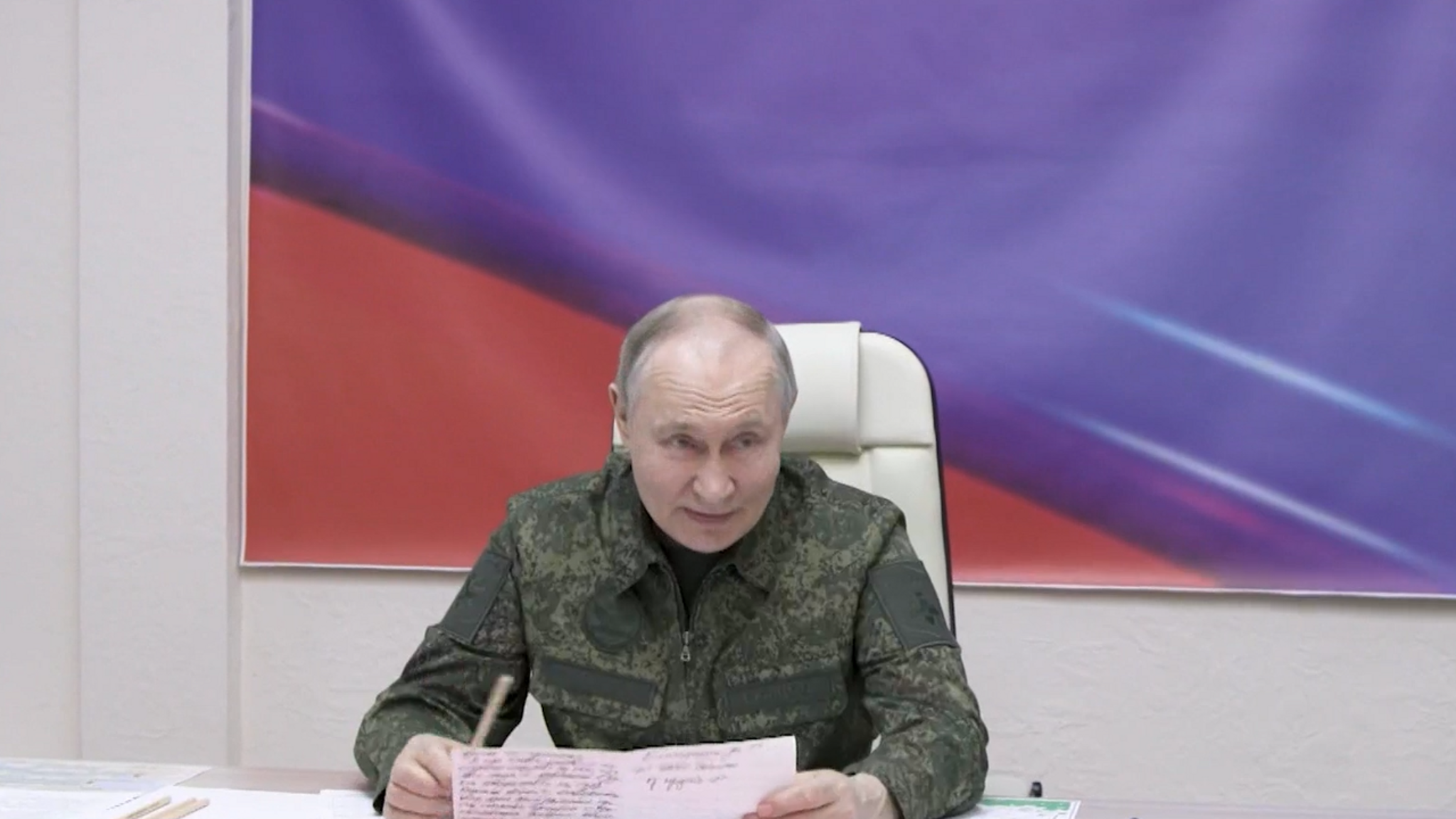 Путин отметил успехи приморских морпехов и десантников в Курской области
