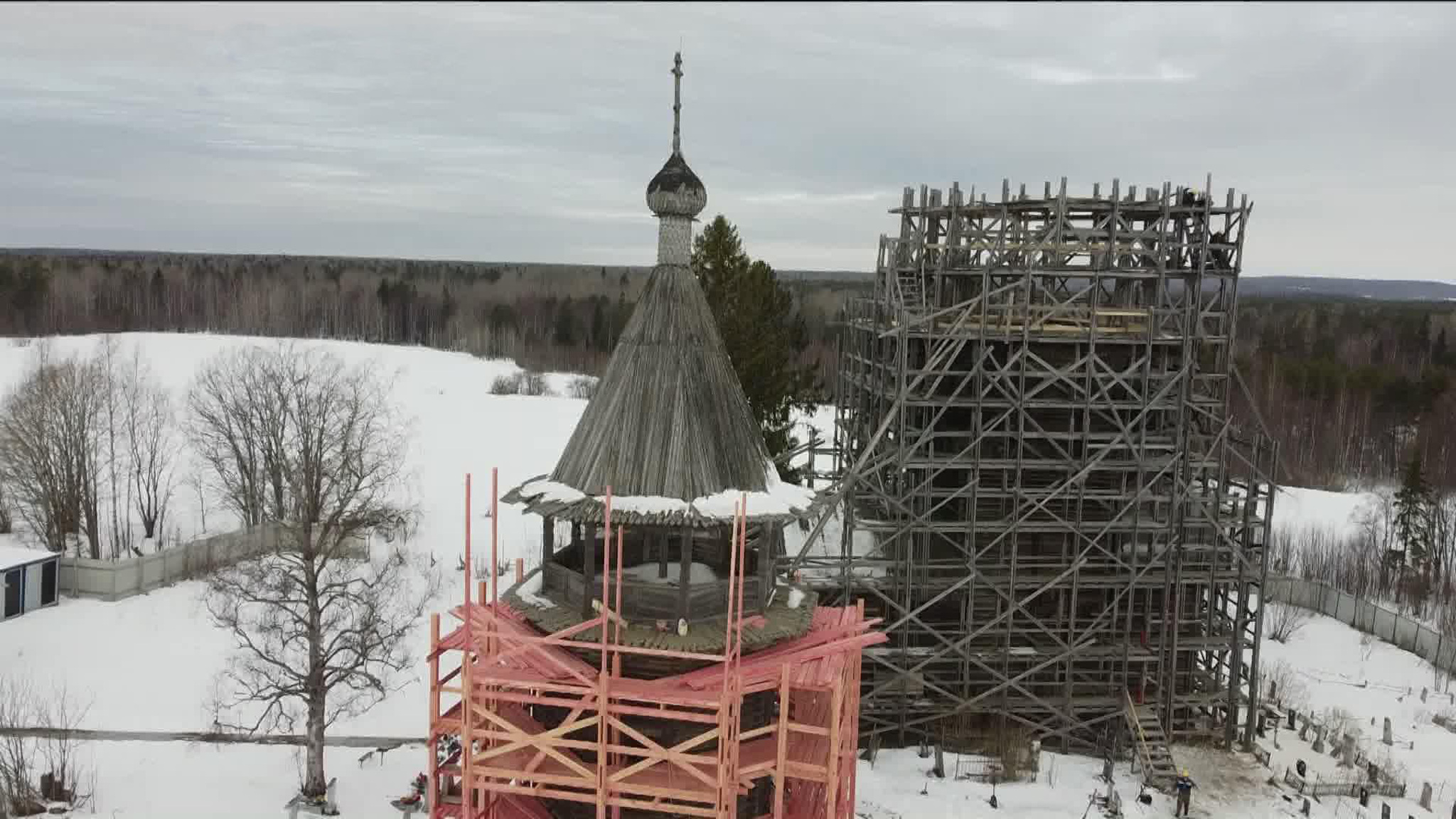 В Ленинградской области реставрируют 400-летнюю церковь