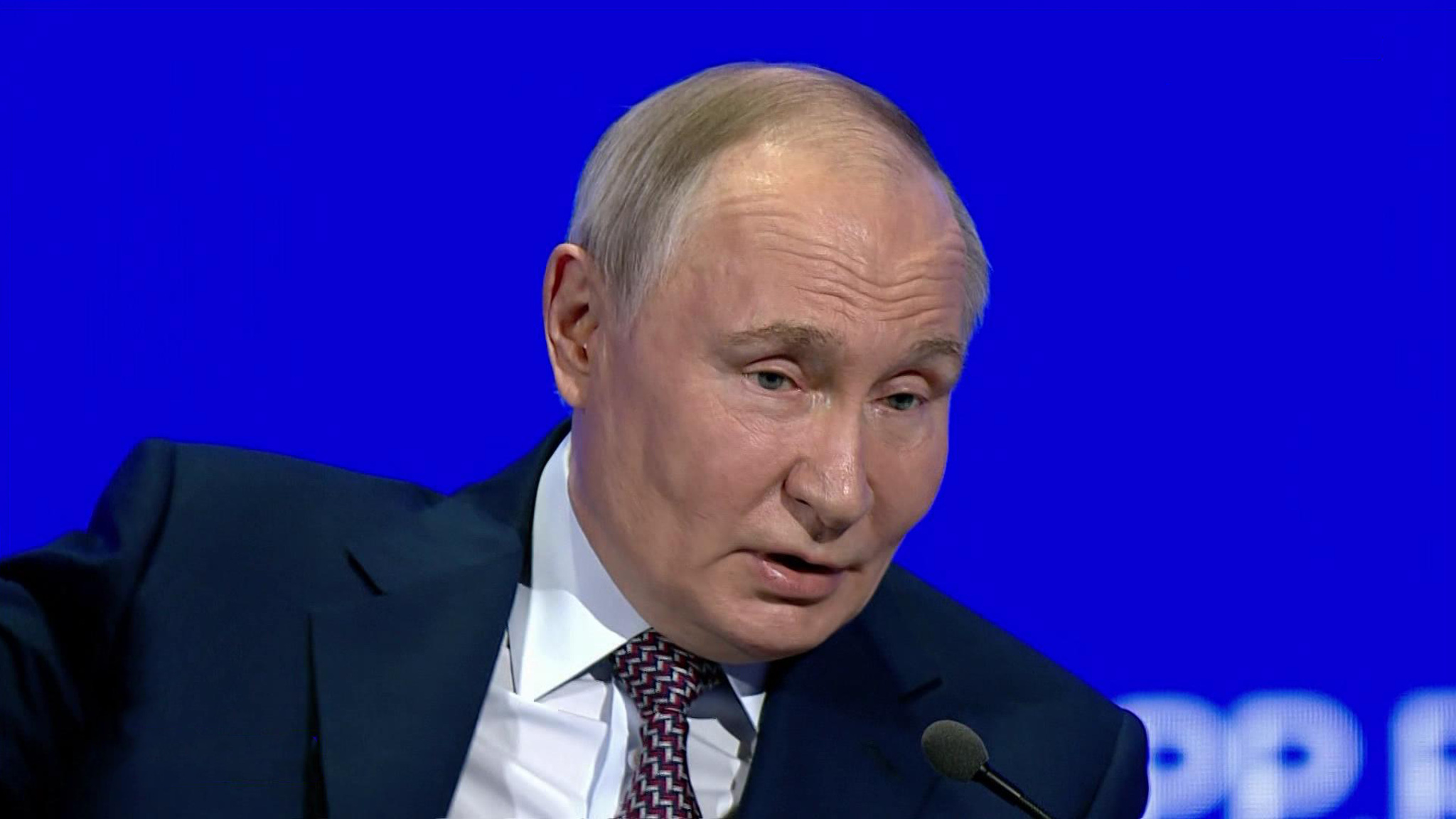 Путин предупредил бизнесменов, что возврата к старому не будет