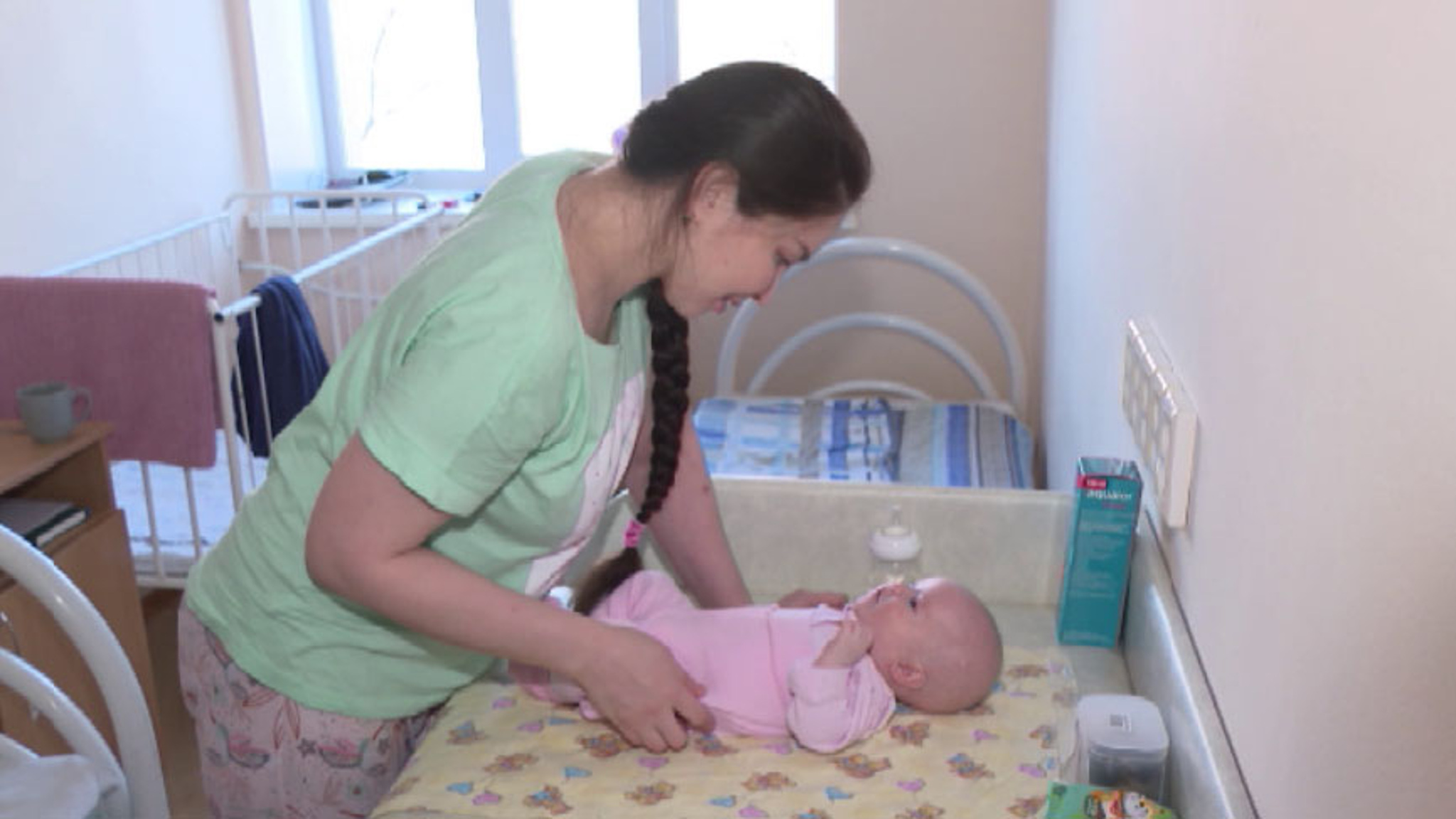 Уральские врачи спасли от инвалидности еще нерожденного малыша