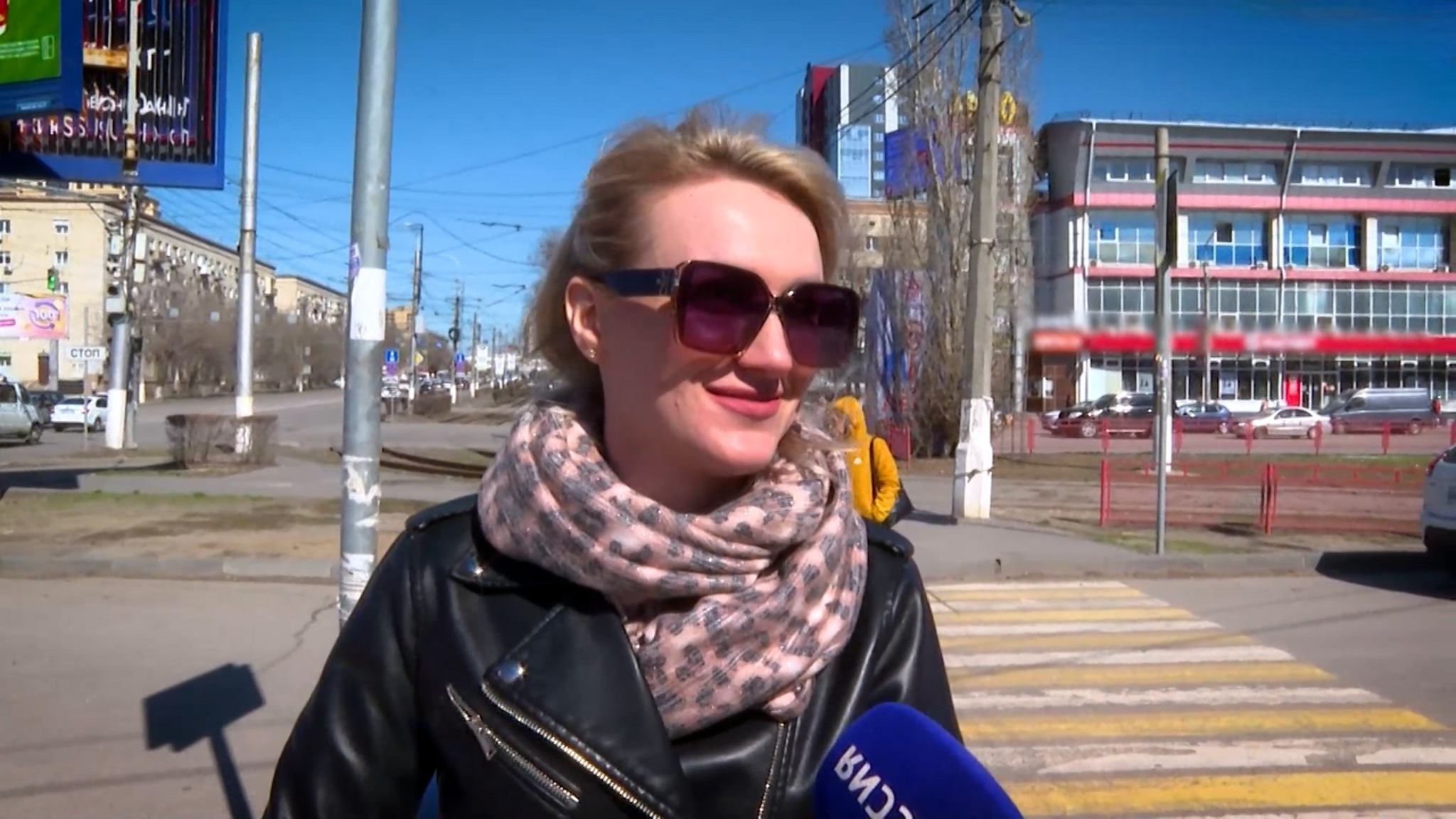 Волгоградцы поделились мнением, кто в семье должен зарабатывать больше