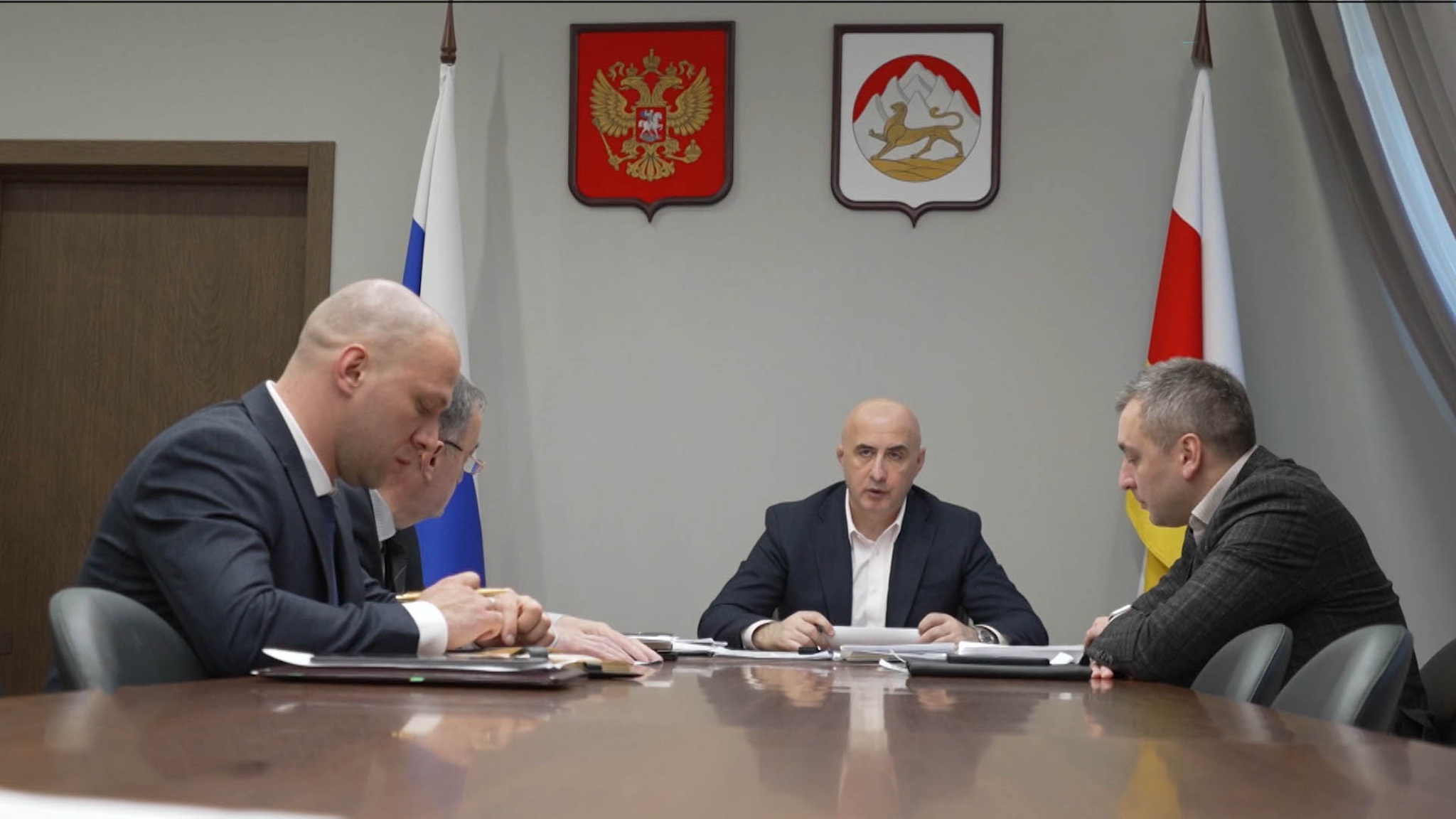 Вице-премьер Георгий Атаров провел рабочие совещания с руководством Ирафского и Алагирского районов