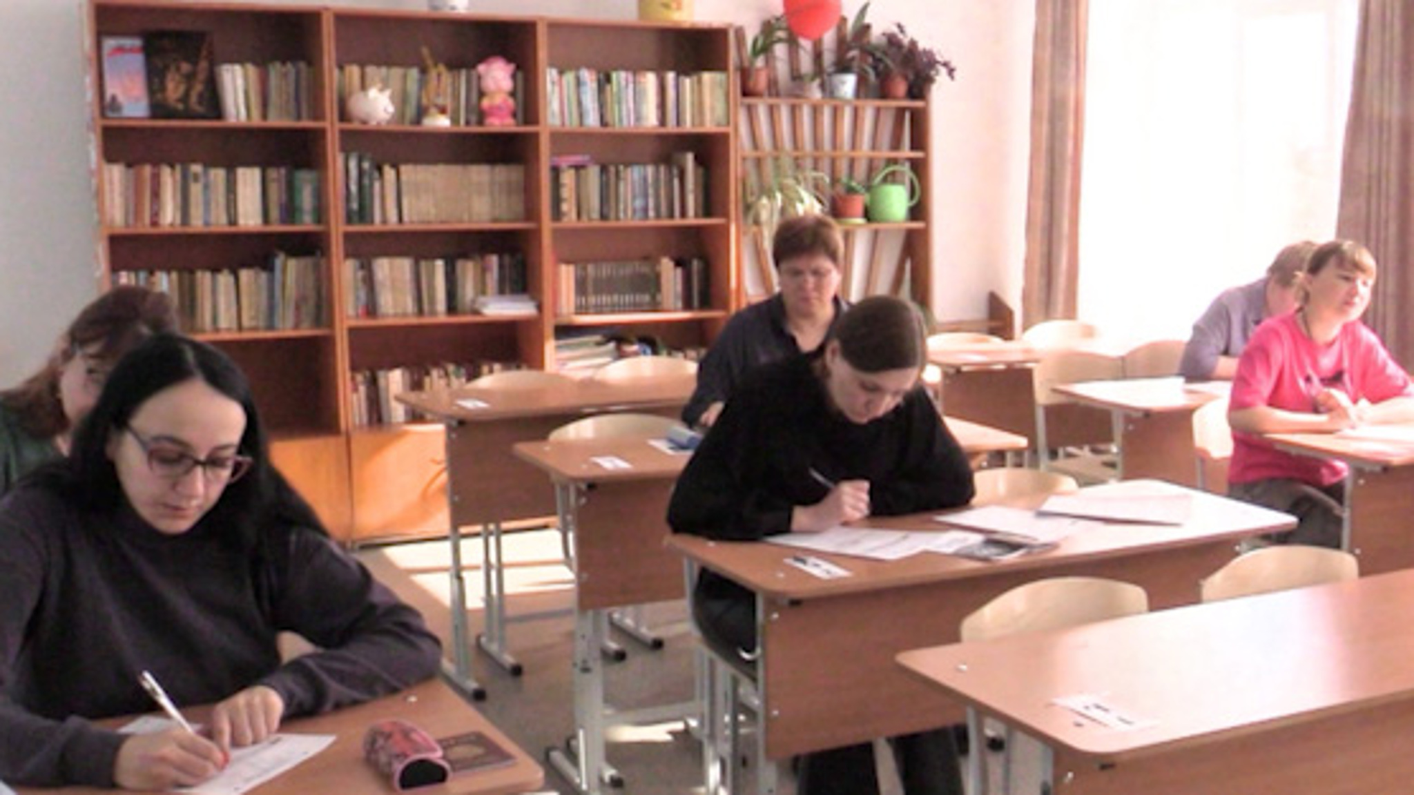 В Приаргунске родители выпускников написали ЕГЭ по математике