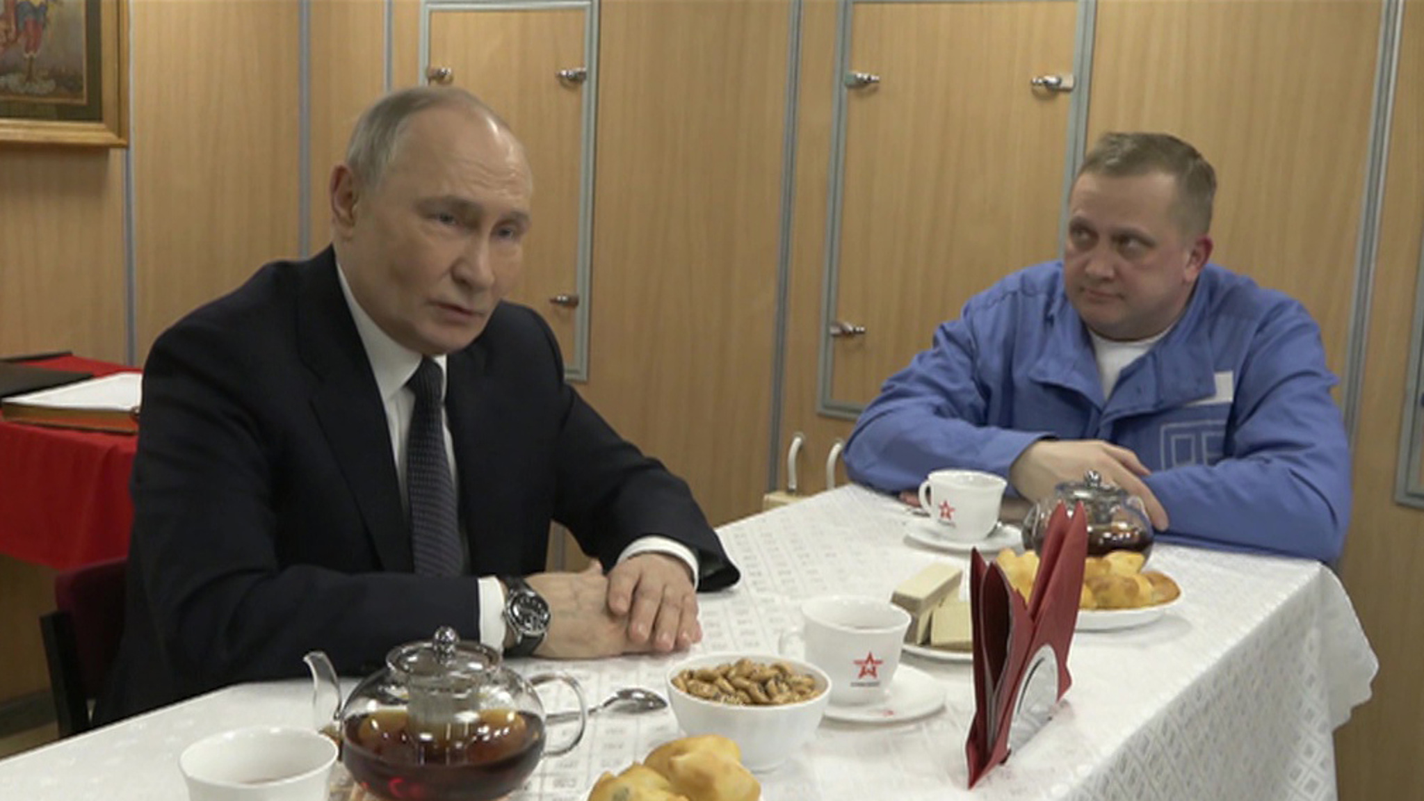 Путин допустил возможность введения в Киеве временного внешнего управления