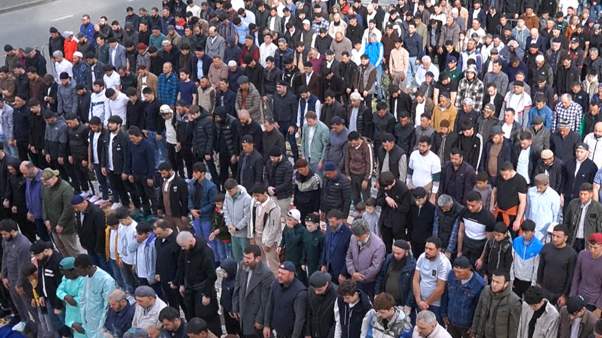 Пысылмон диныл хæст адæм бæрæг кæнынц сæ сæйрагдæр бæрæгбæттæй иу – Ураза-Байрам