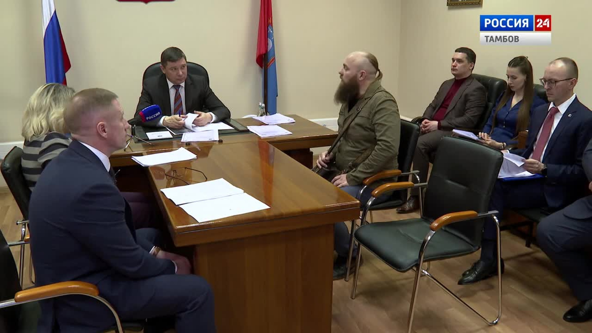 Первышов взял на контроль строительство домов на севера Тамбова