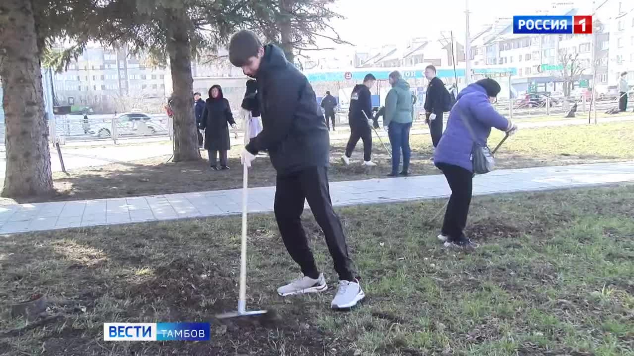 Тамбовчане выходят на уборку: День ударного труда