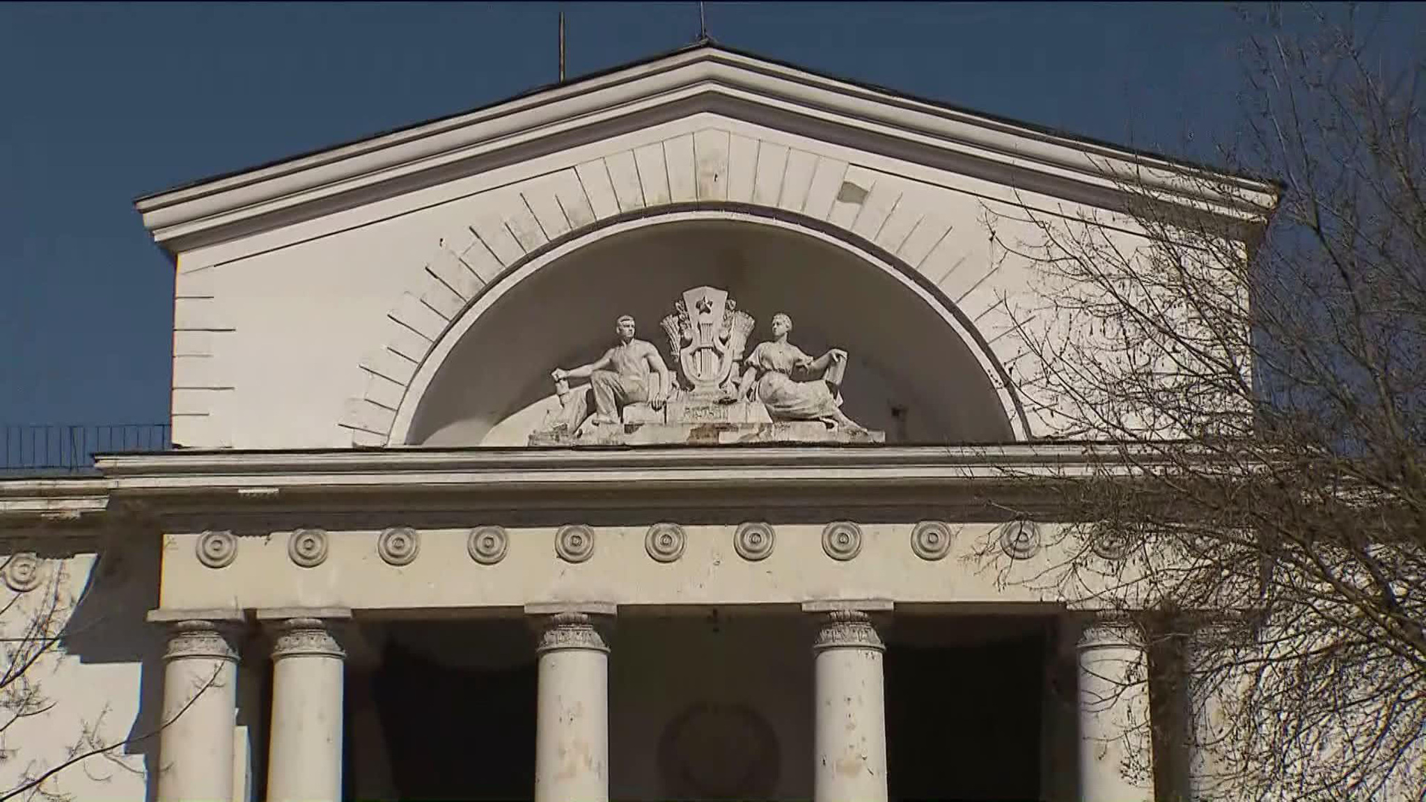 В Измайлово проходит реставрация Дома культуры "Строитель"