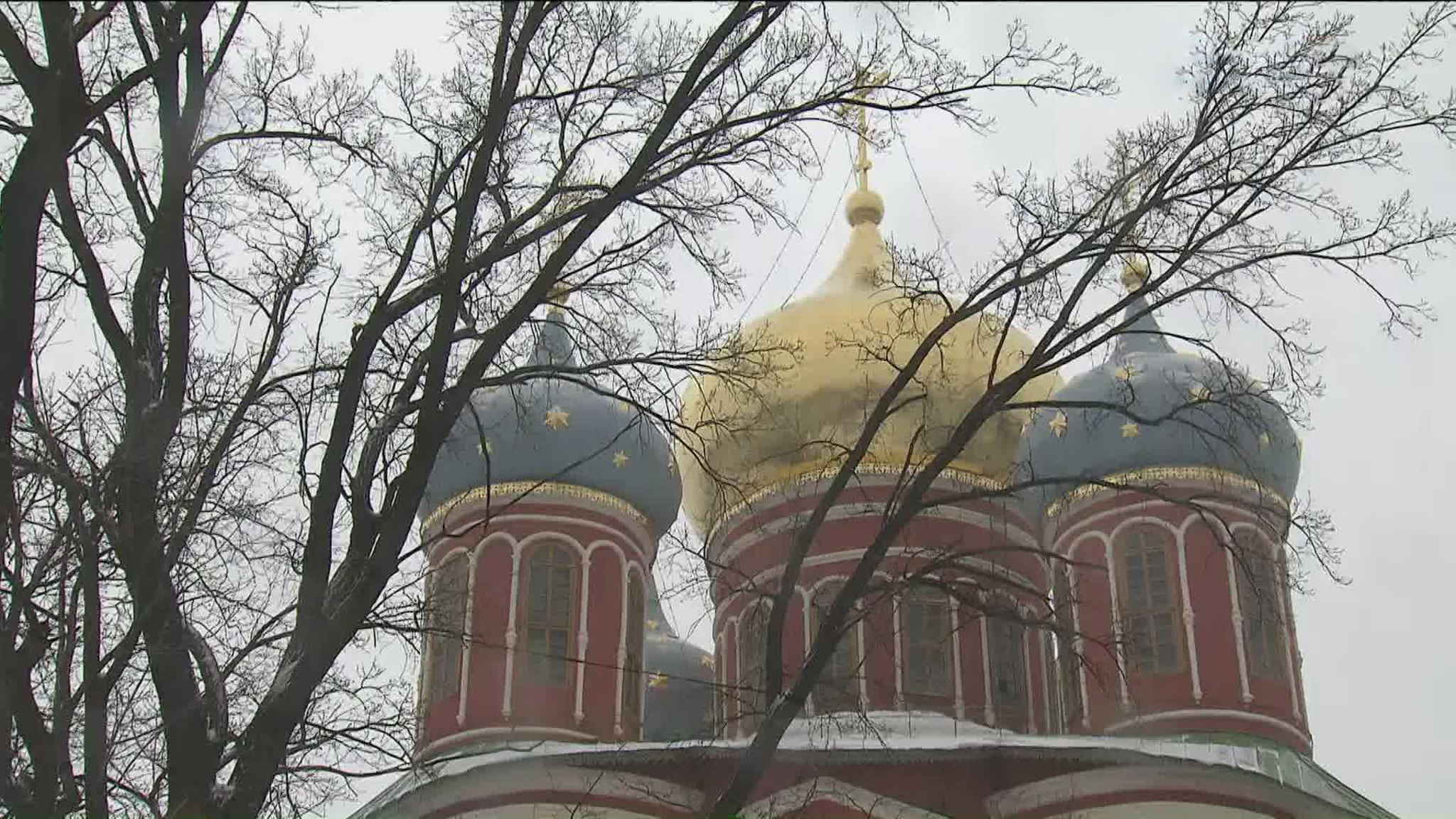В Москве прошло богослужение к 100-летию со дня смерти патриарха Тихона