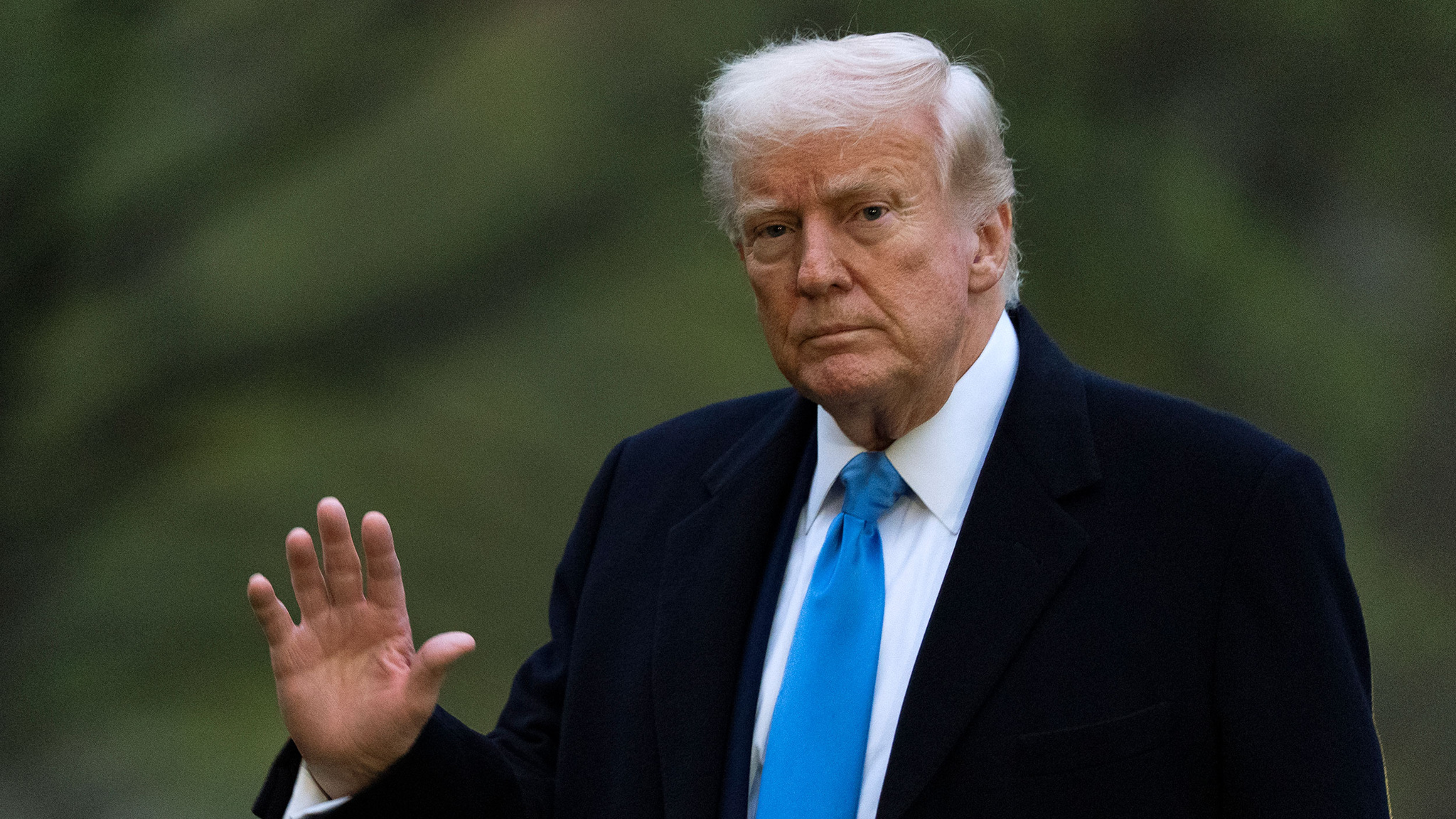 Британцы считают, что лучшая инвестиция – всячески потакать Трампу