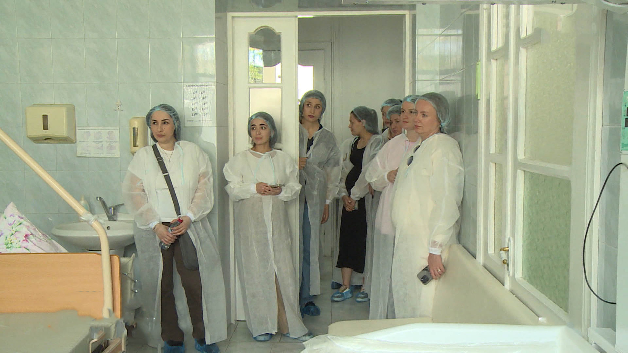 Цæгат Ирыстоны кусы  сылгоймæгты республикон фыццаг клуб "Зарождение жизни".