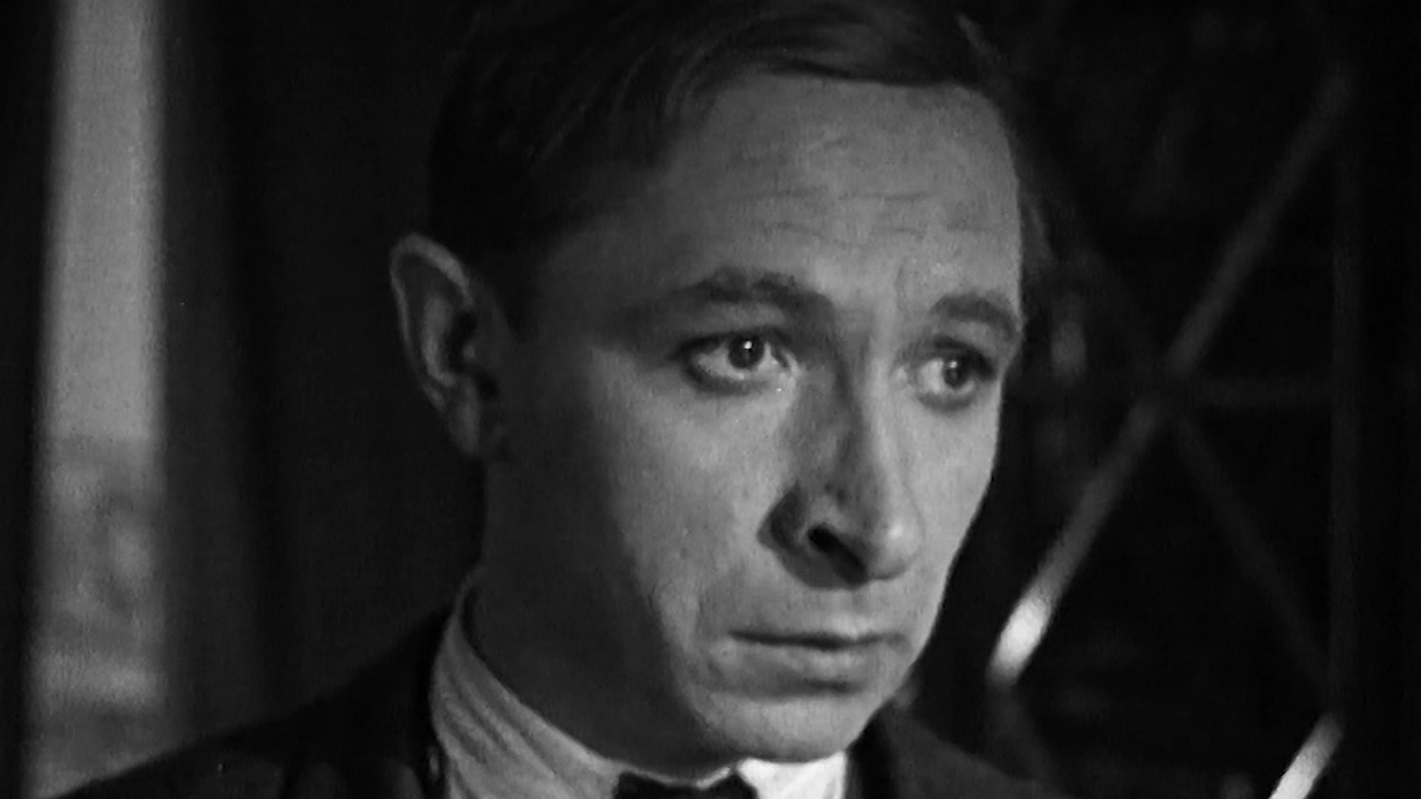 Евгений Лебедев
