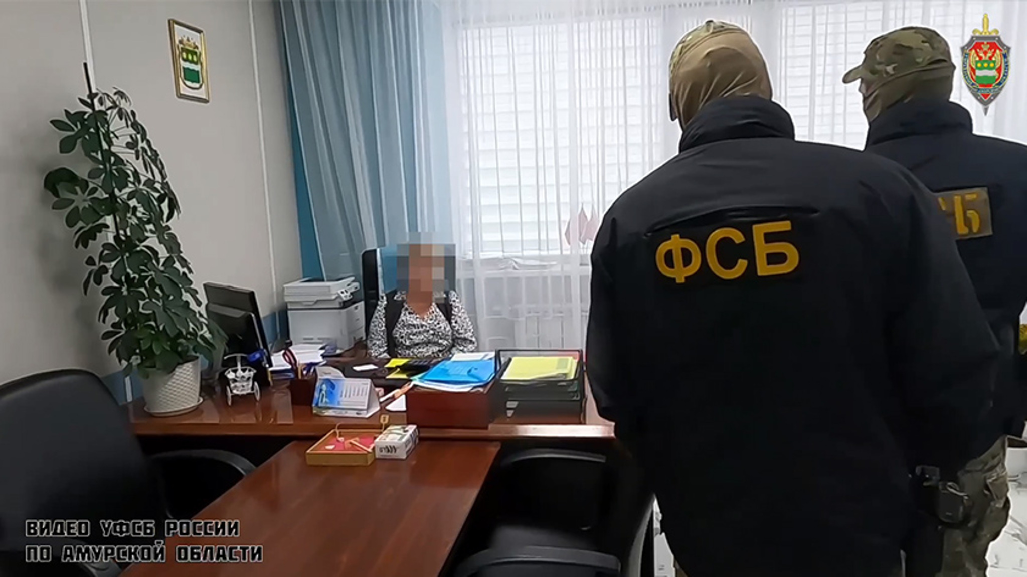 Руководитель территориального фонда ОМС четыре года присваивала себе премии