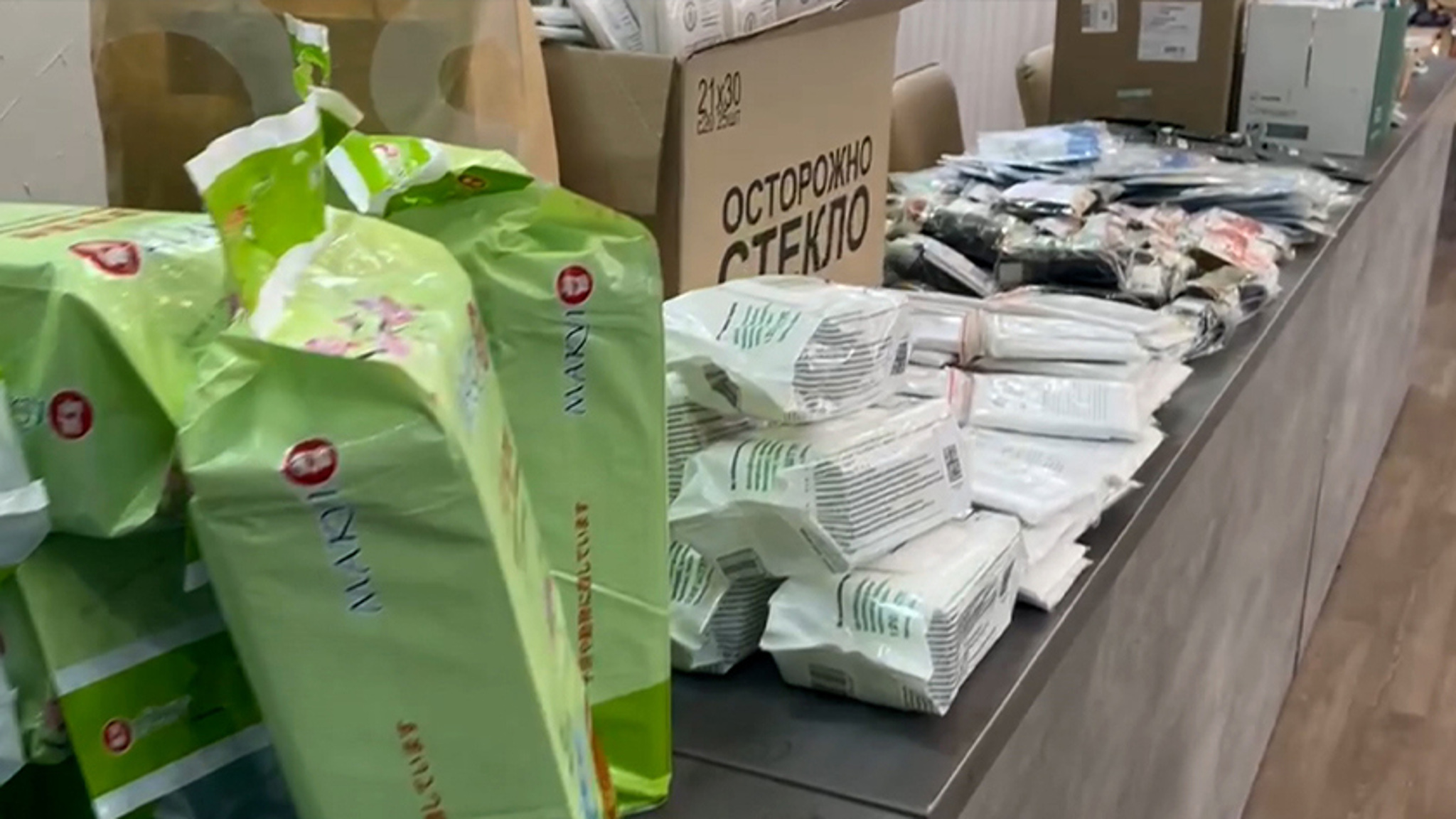 Свыше 100 килограммов гуманитарной помощи собрали волонтеры Благовещенского округа в зону СВО