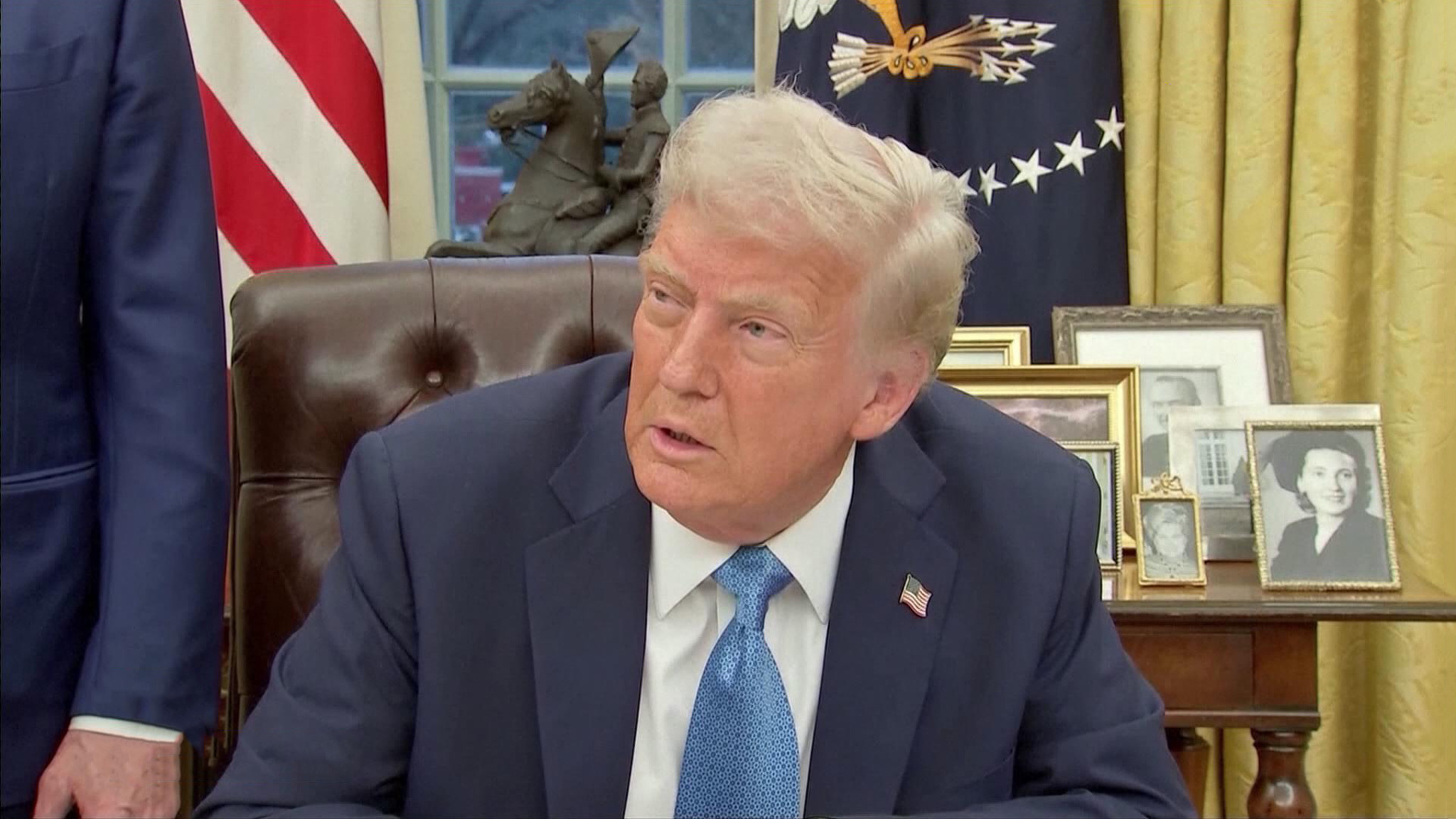 Трампу пришлось нажать на тормоза, но тарифная война не закончена
