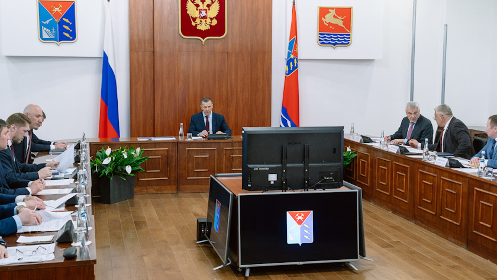 Лесные пожары и паводки: Юрий Трутнев призвал обеспечить безопасность дальневосточников
