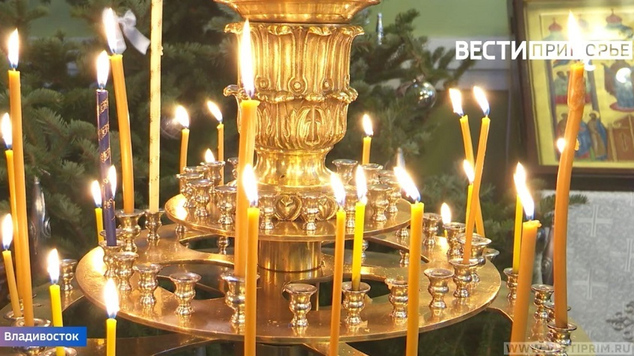 Легкий способ покраски яиц на Пасху: справится даже ребенок