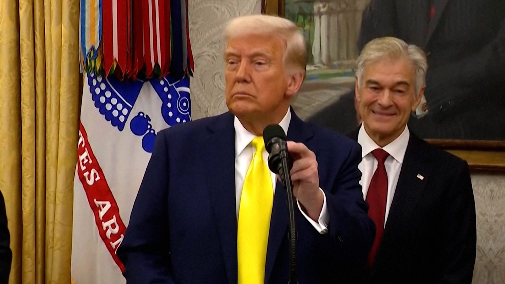 Трамп подстраховался в украинском вопросе