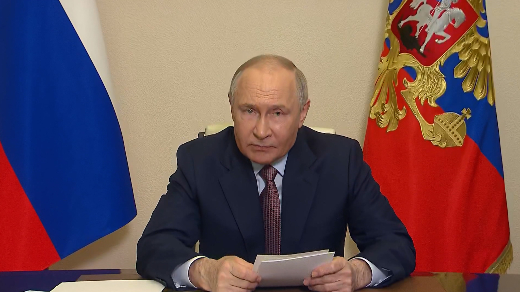 Владимир Путин провел совещание по экономическим вопросам